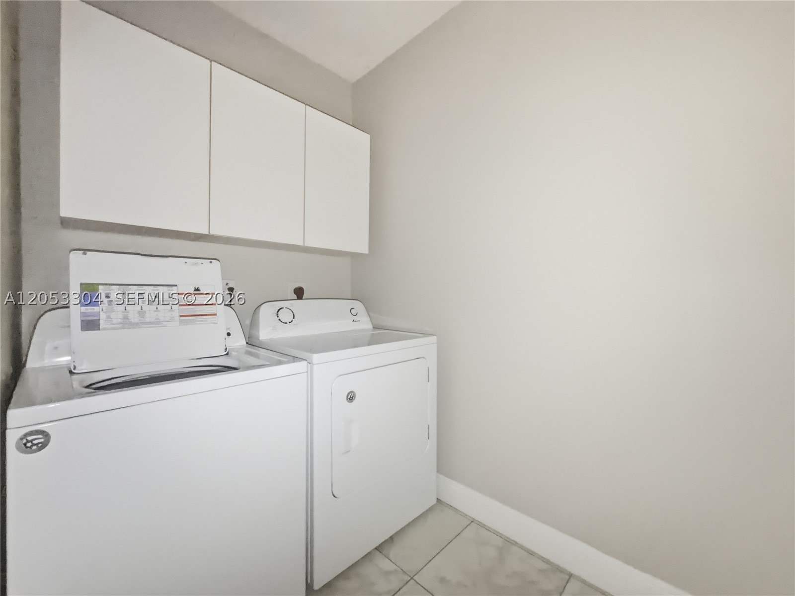 TOWNGATE CONDO THREE - Residential Lease