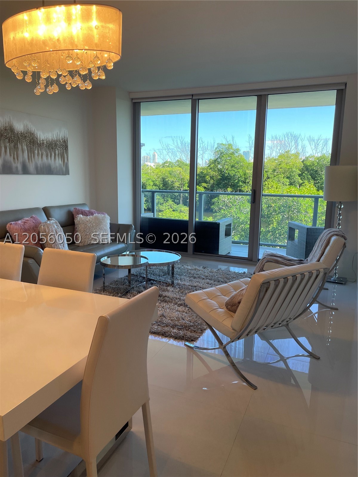 THE HARBOUR SOUTH CONDO - Residential