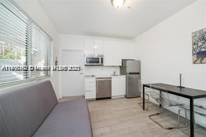 ANNI VENTI CONDO - Residential