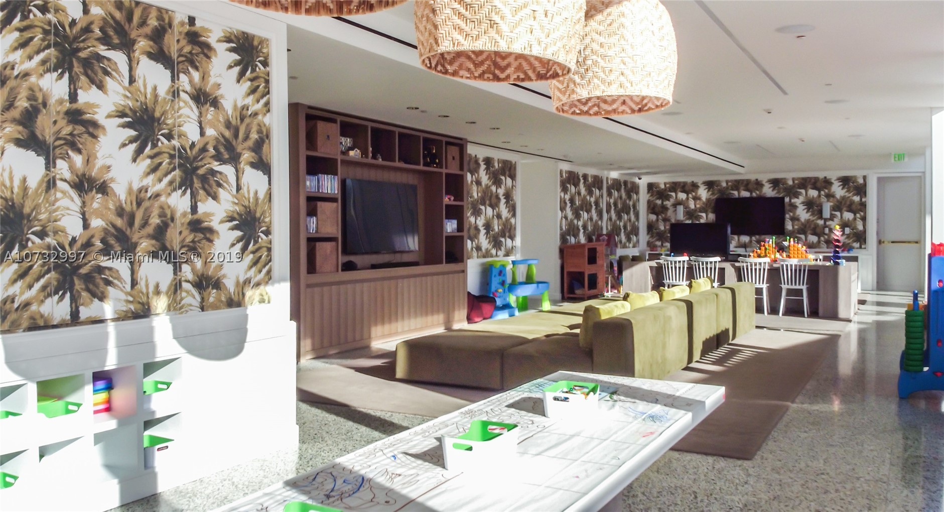 SURF CLUB CONDO - Residential
