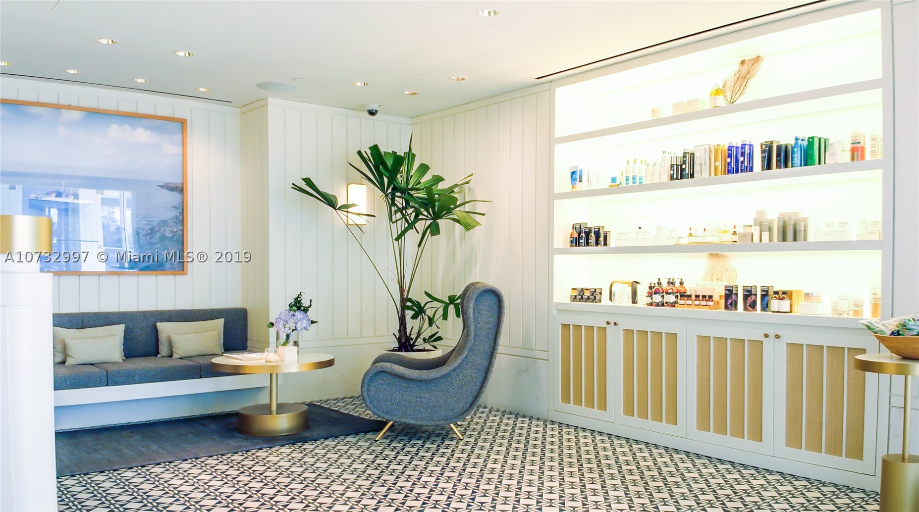 SURF CLUB CONDO - Residential