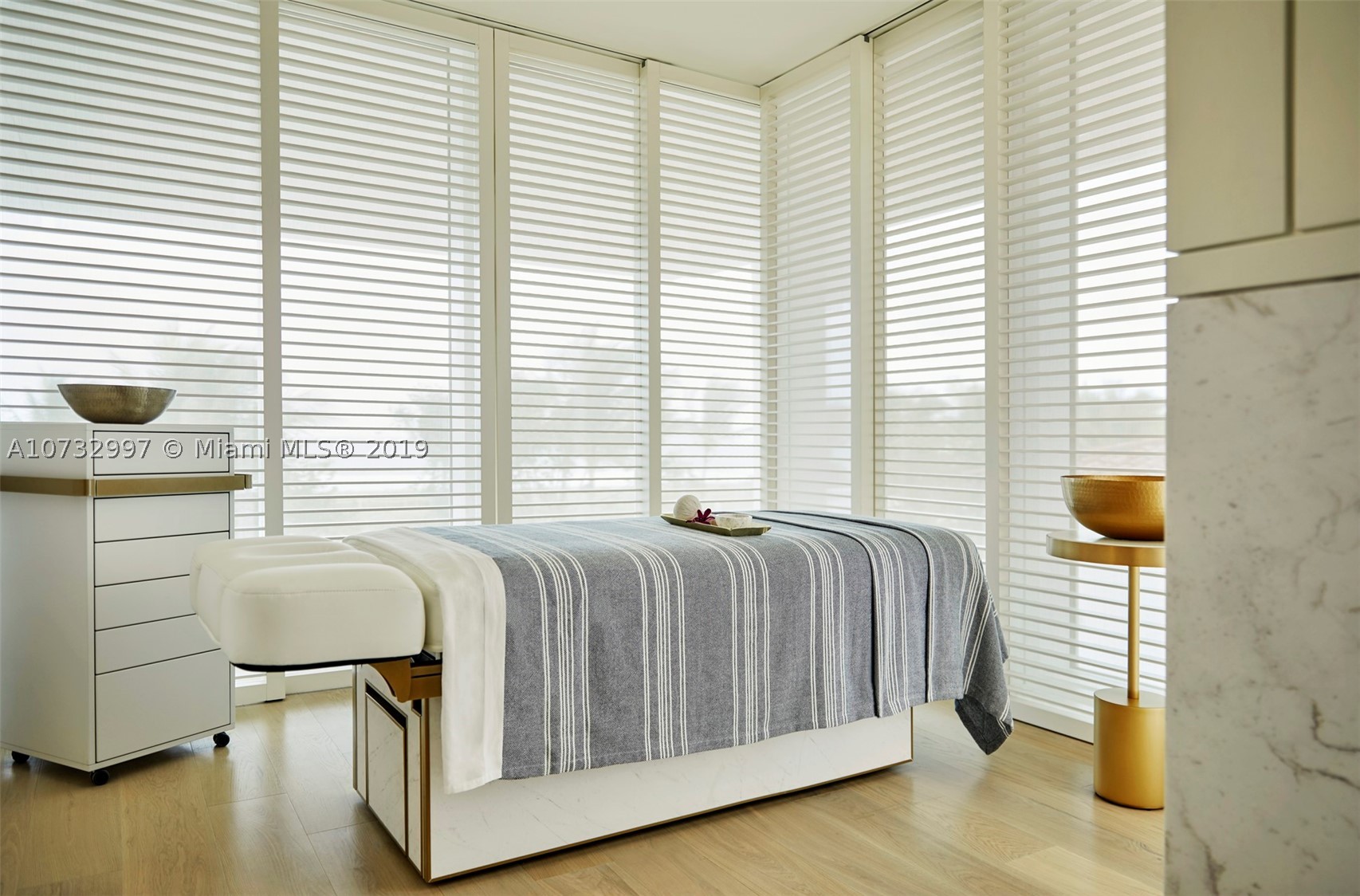 SURF CLUB CONDO - Residential