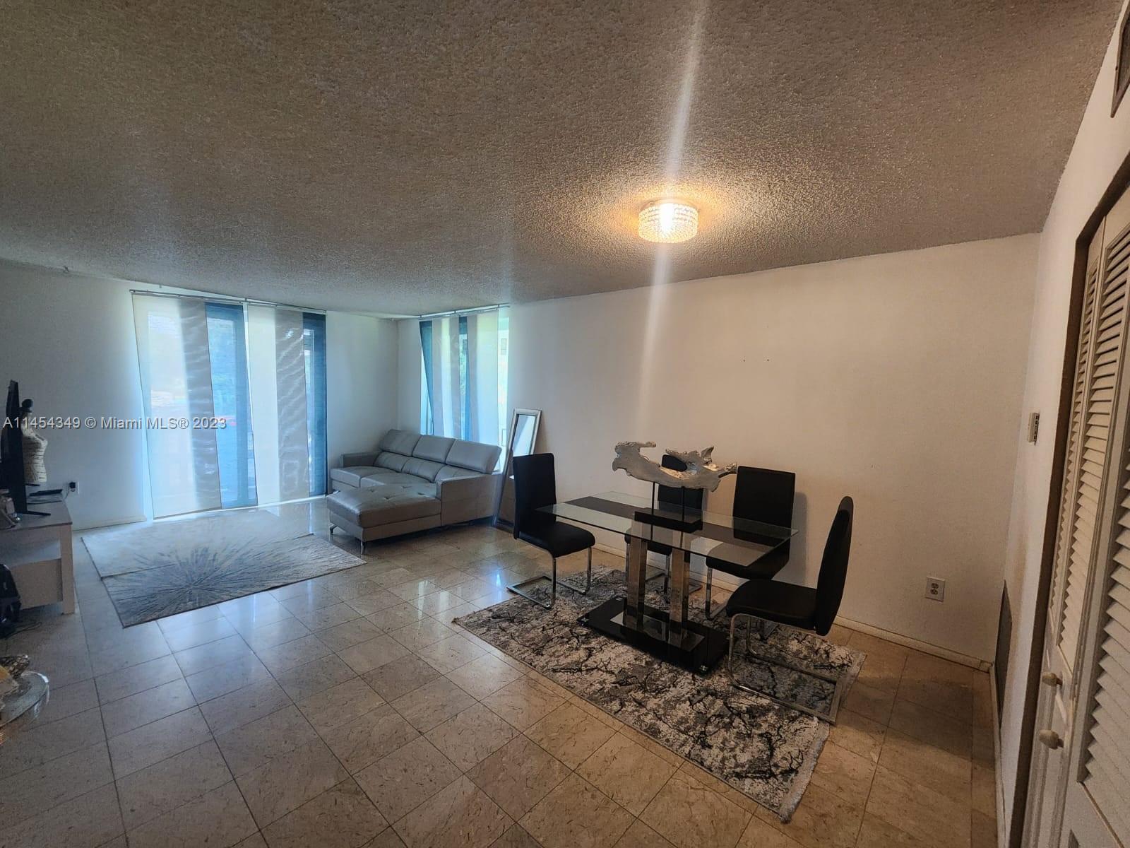 HILLCREST EAST NO 20 COND - Residential