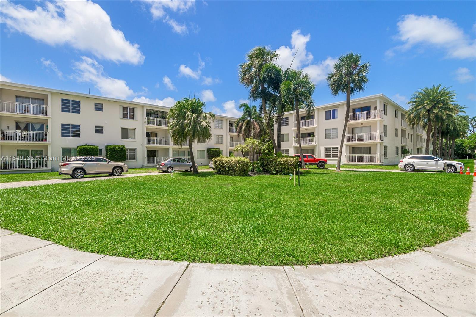 LIDO BAY - Residential