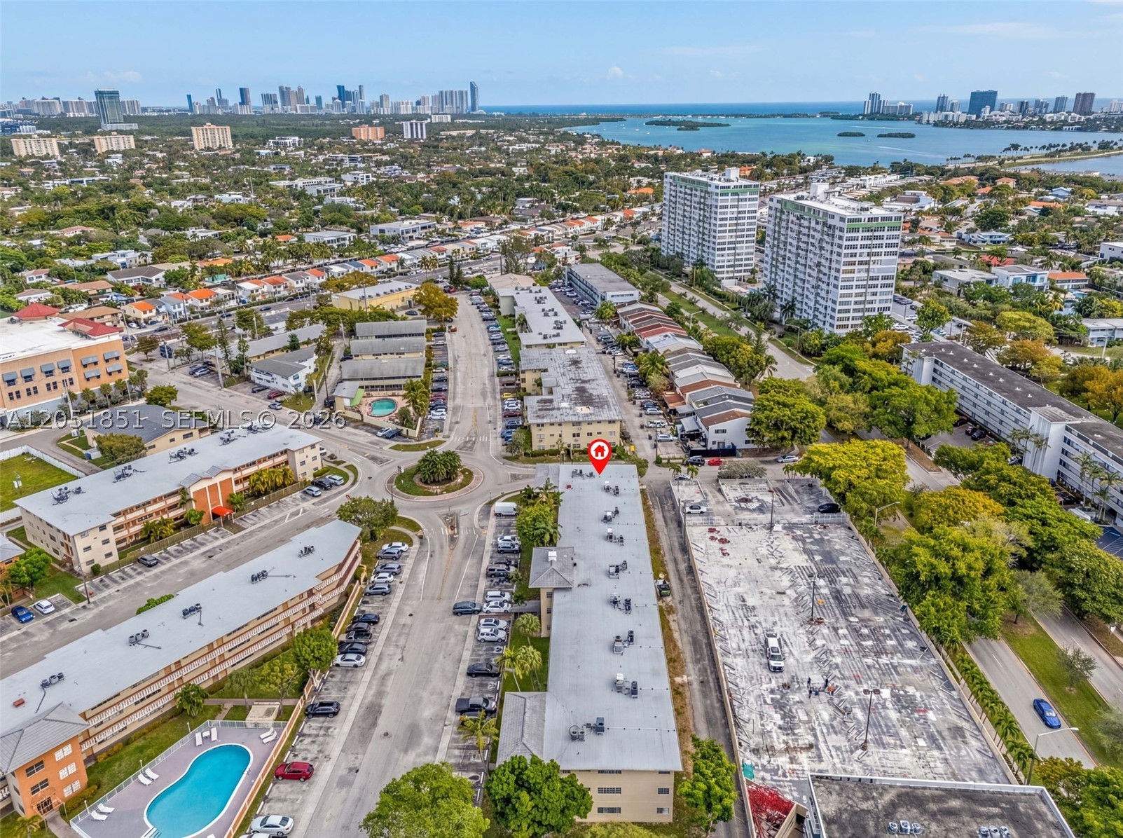 SUTTON HOUSE CONDO - Residential Lease