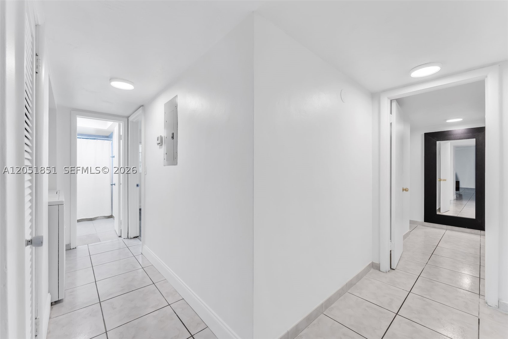 SUTTON HOUSE CONDO - Residential Lease