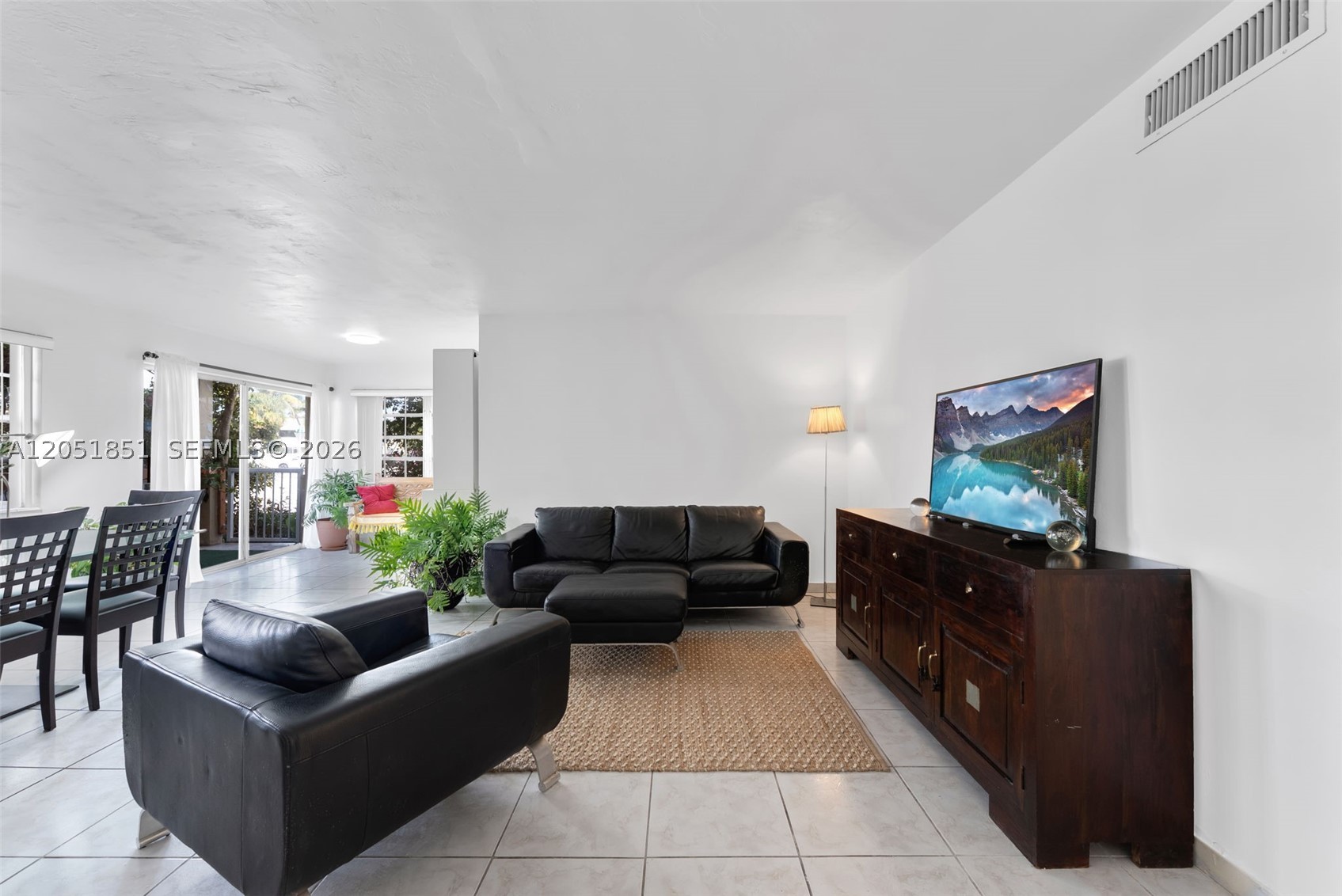 SUTTON HOUSE CONDO - Residential Lease