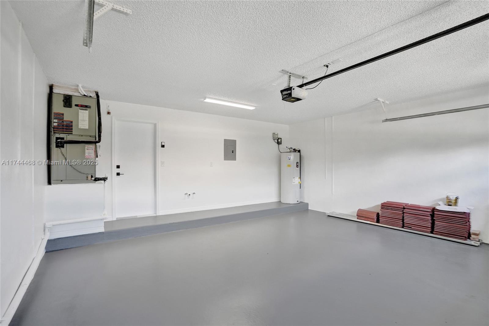 SILVER LAKES AT PEMBROKE - Residential