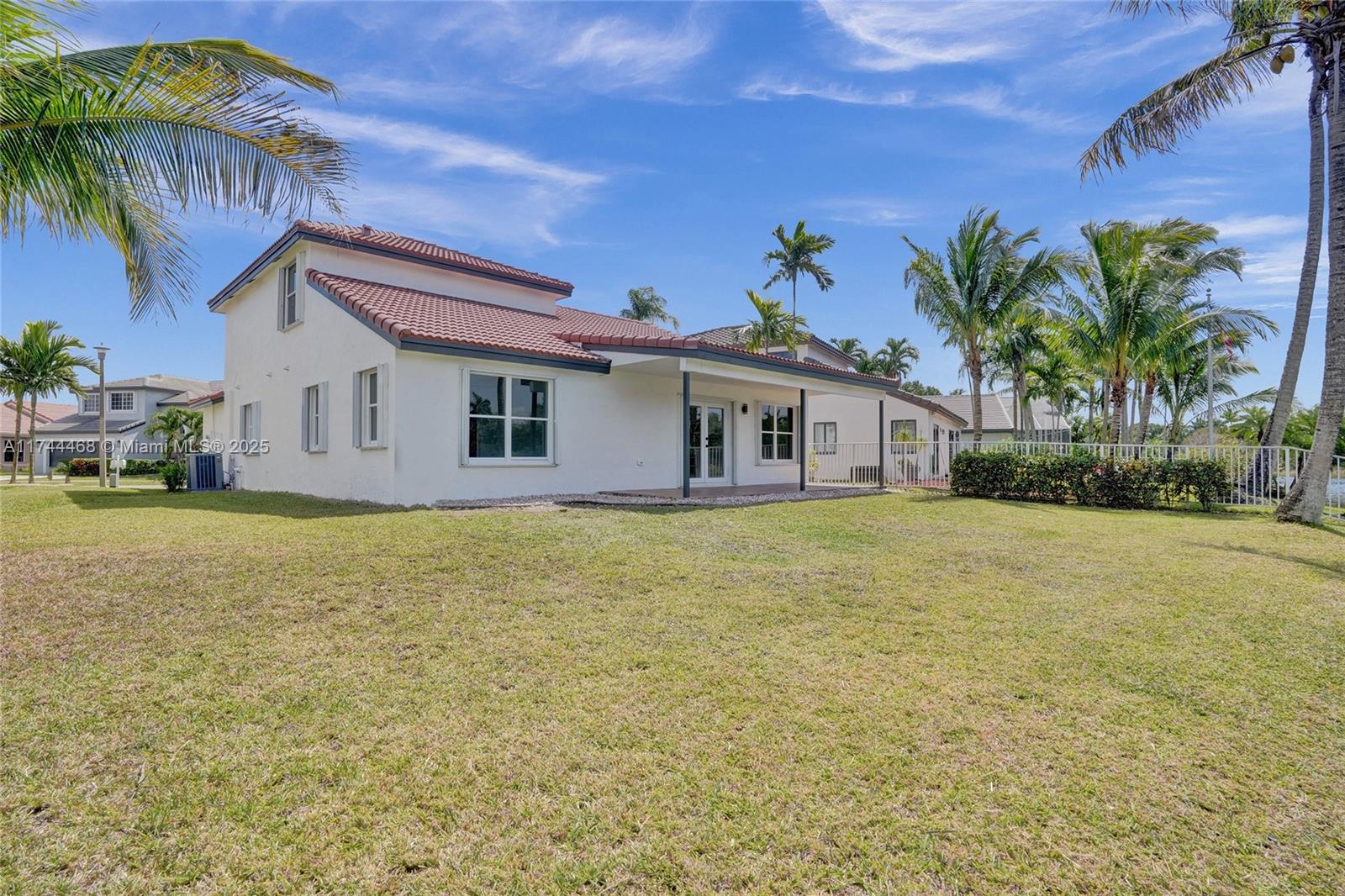 SILVER LAKES AT PEMBROKE - Residential