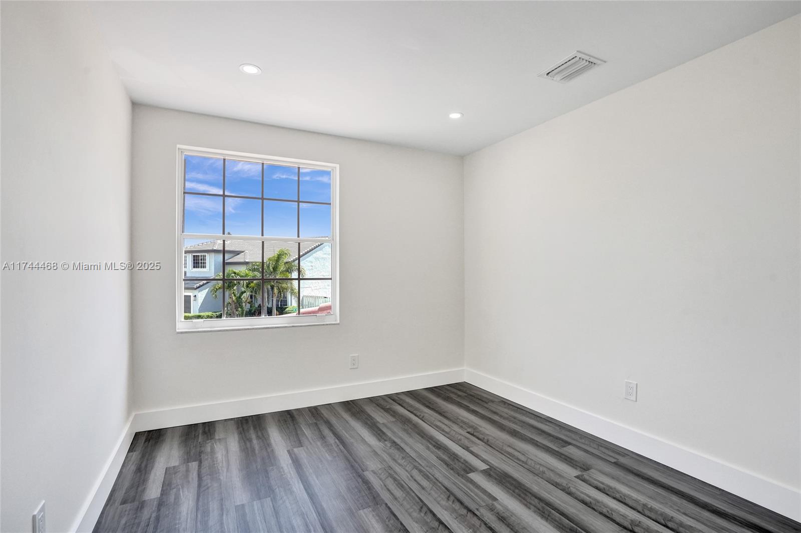 SILVER LAKES AT PEMBROKE - Residential