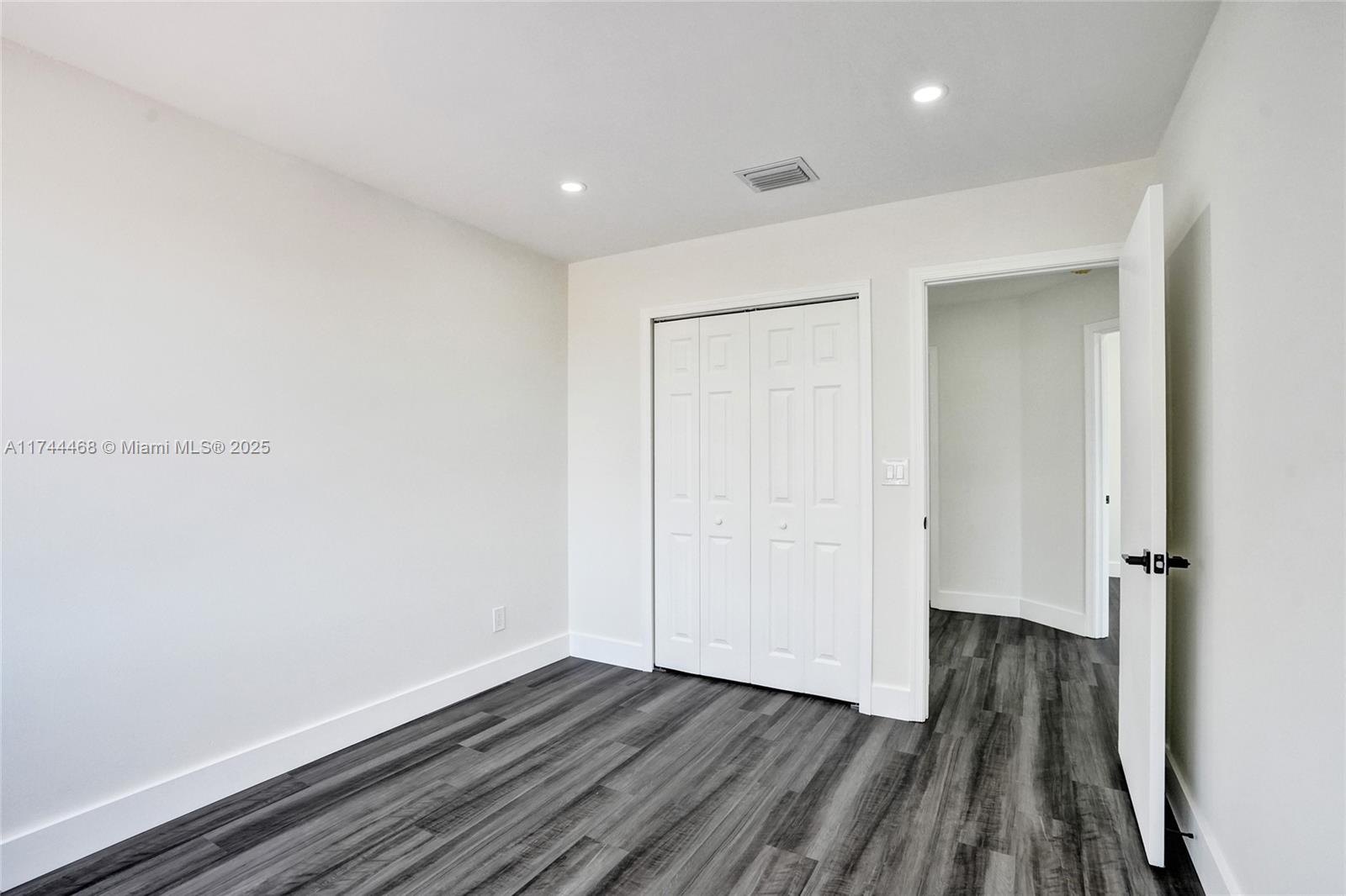 SILVER LAKES AT PEMBROKE - Residential