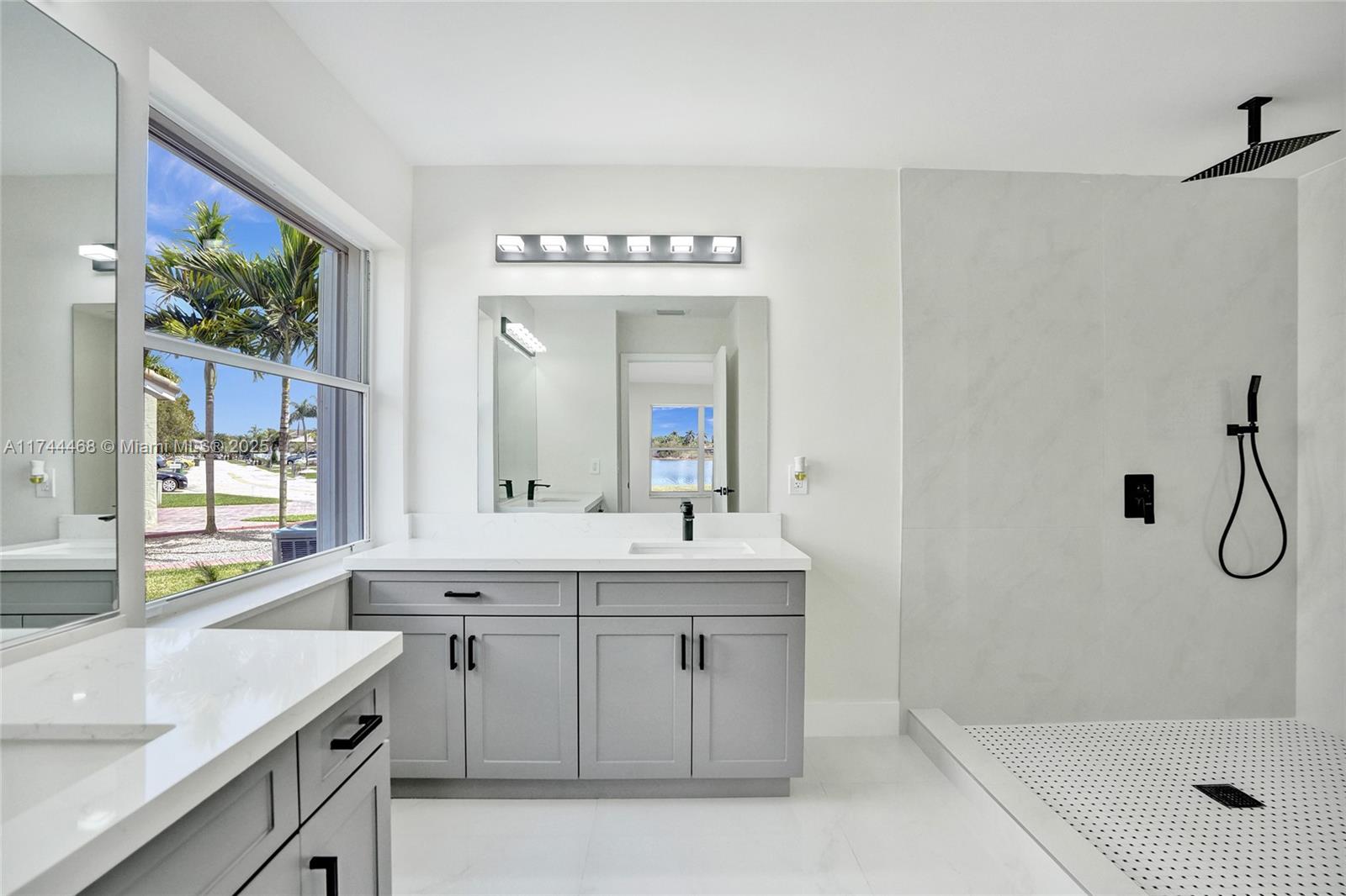 SILVER LAKES AT PEMBROKE - Residential