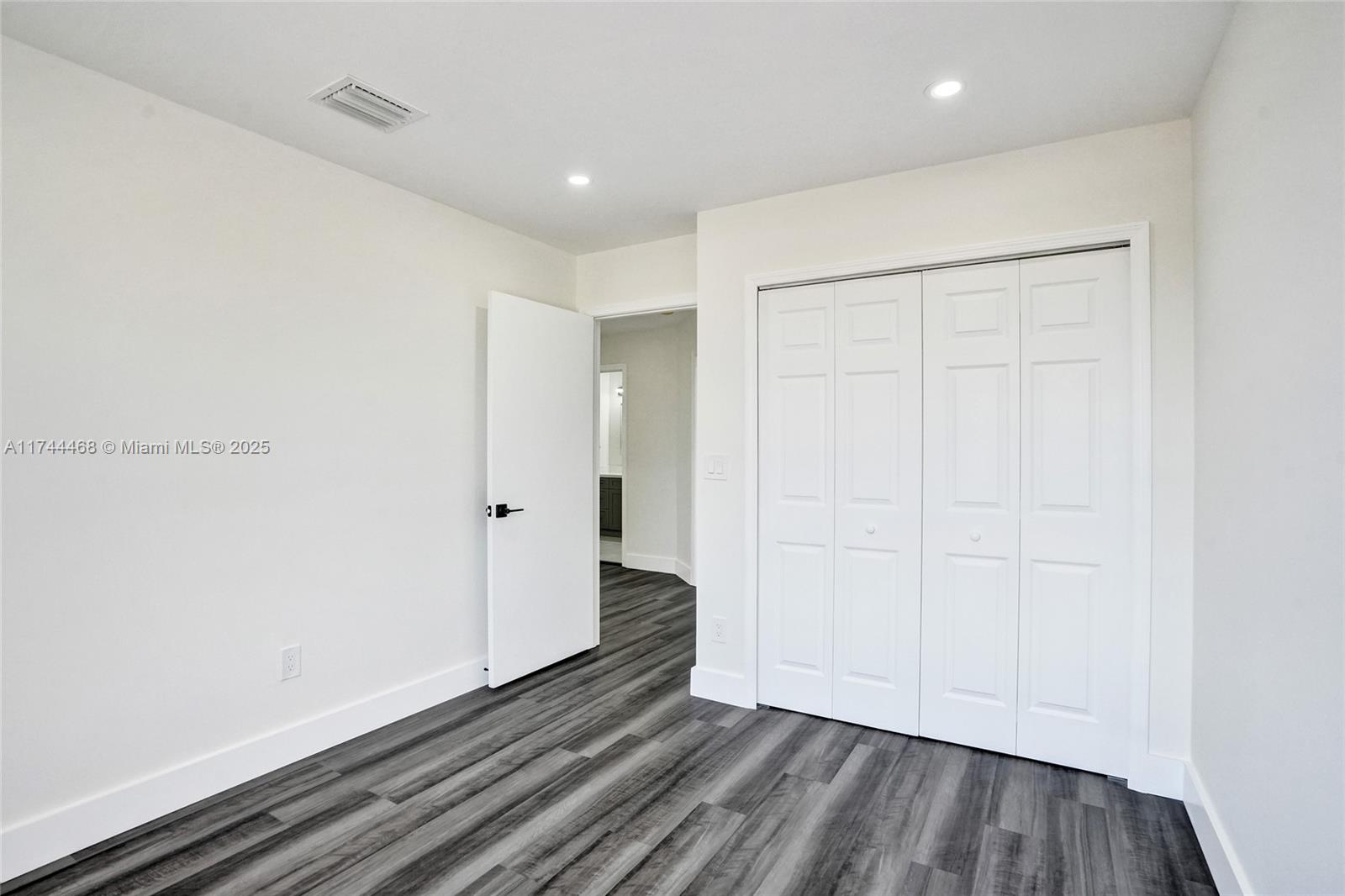 SILVER LAKES AT PEMBROKE - Residential