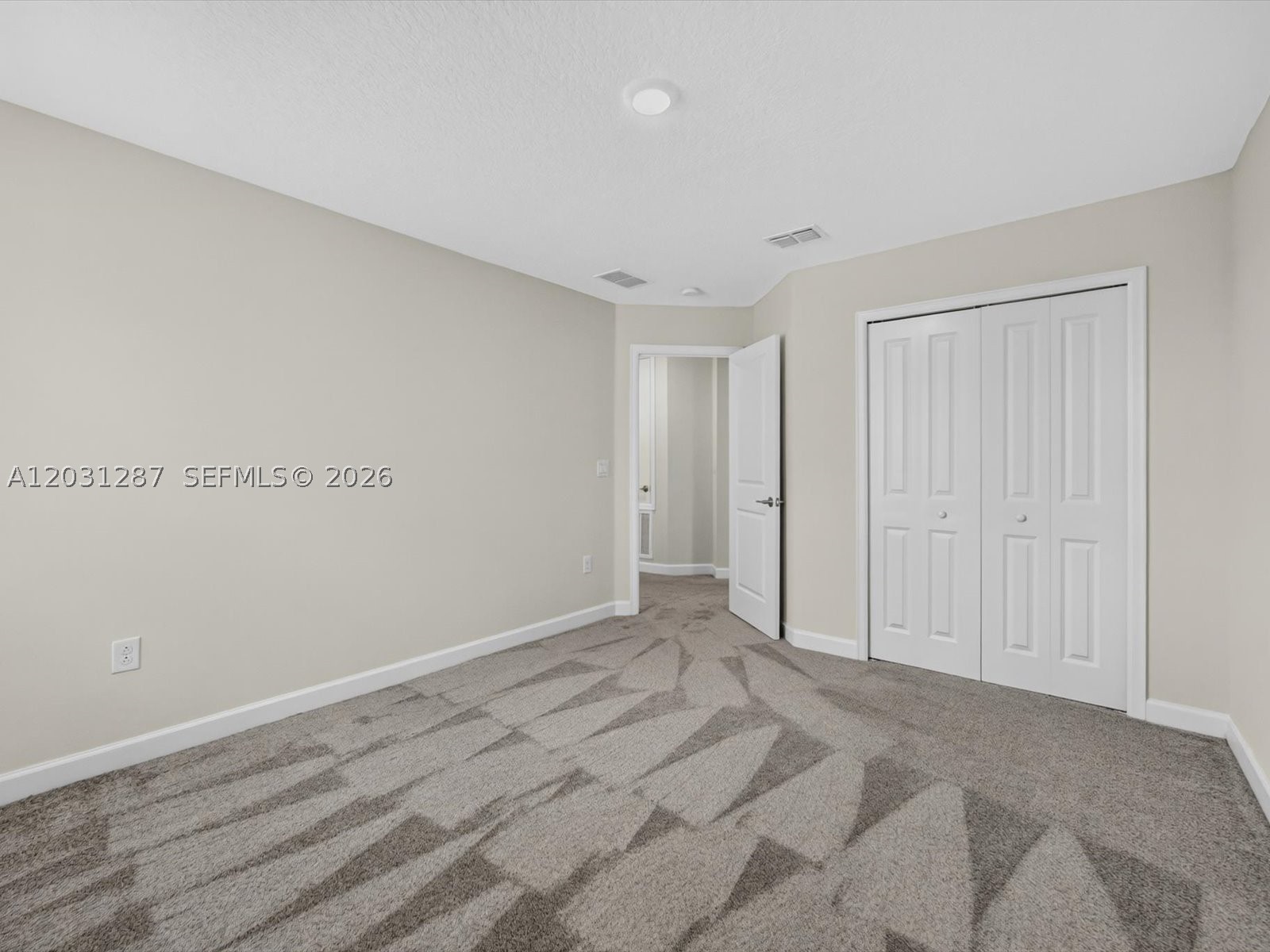 CHAMPIONS GATE - Residential