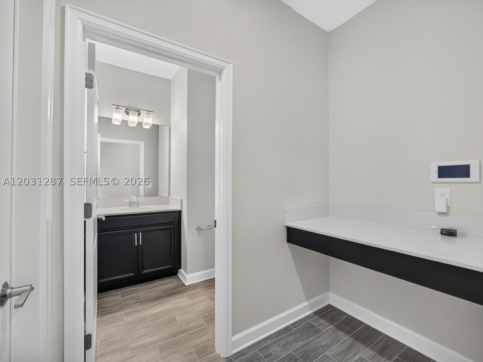 CHAMPIONS GATE - Residential