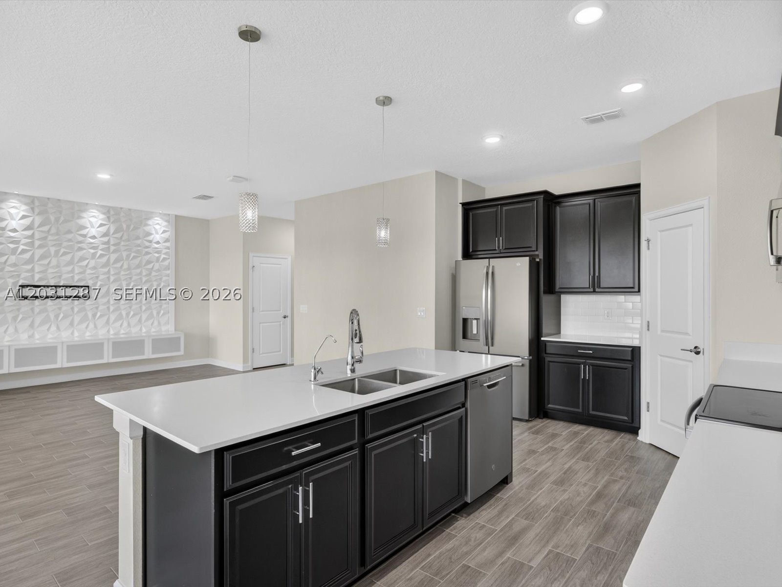 CHAMPIONS GATE - Residential
