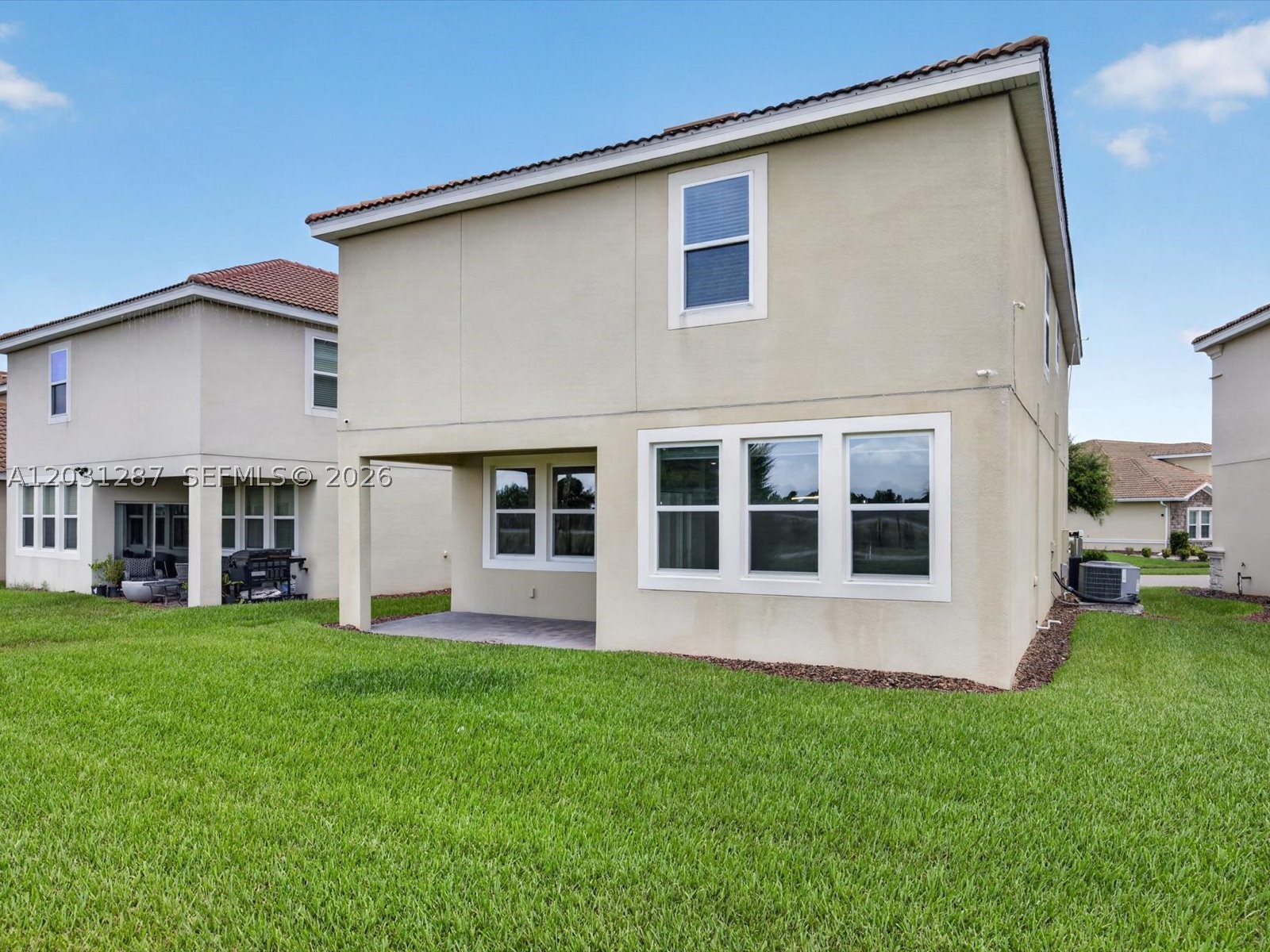 CHAMPIONS GATE - Residential