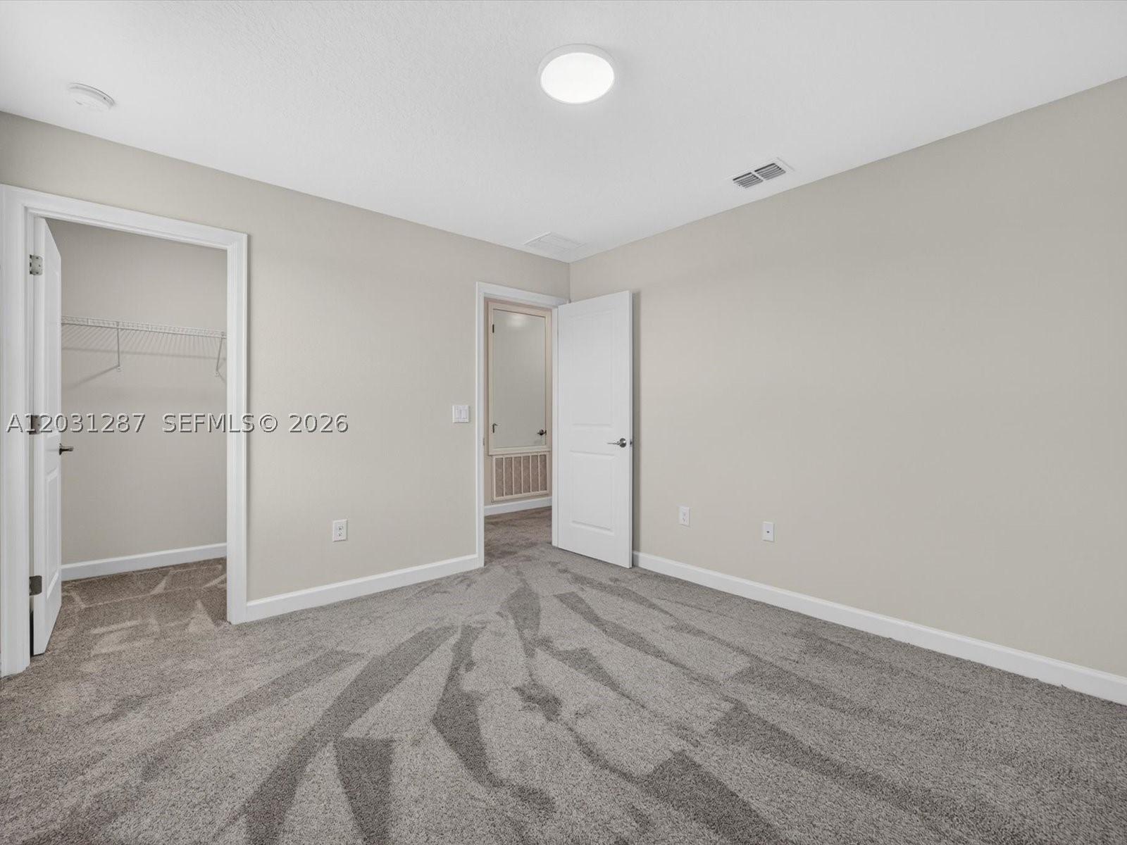 CHAMPIONS GATE - Residential
