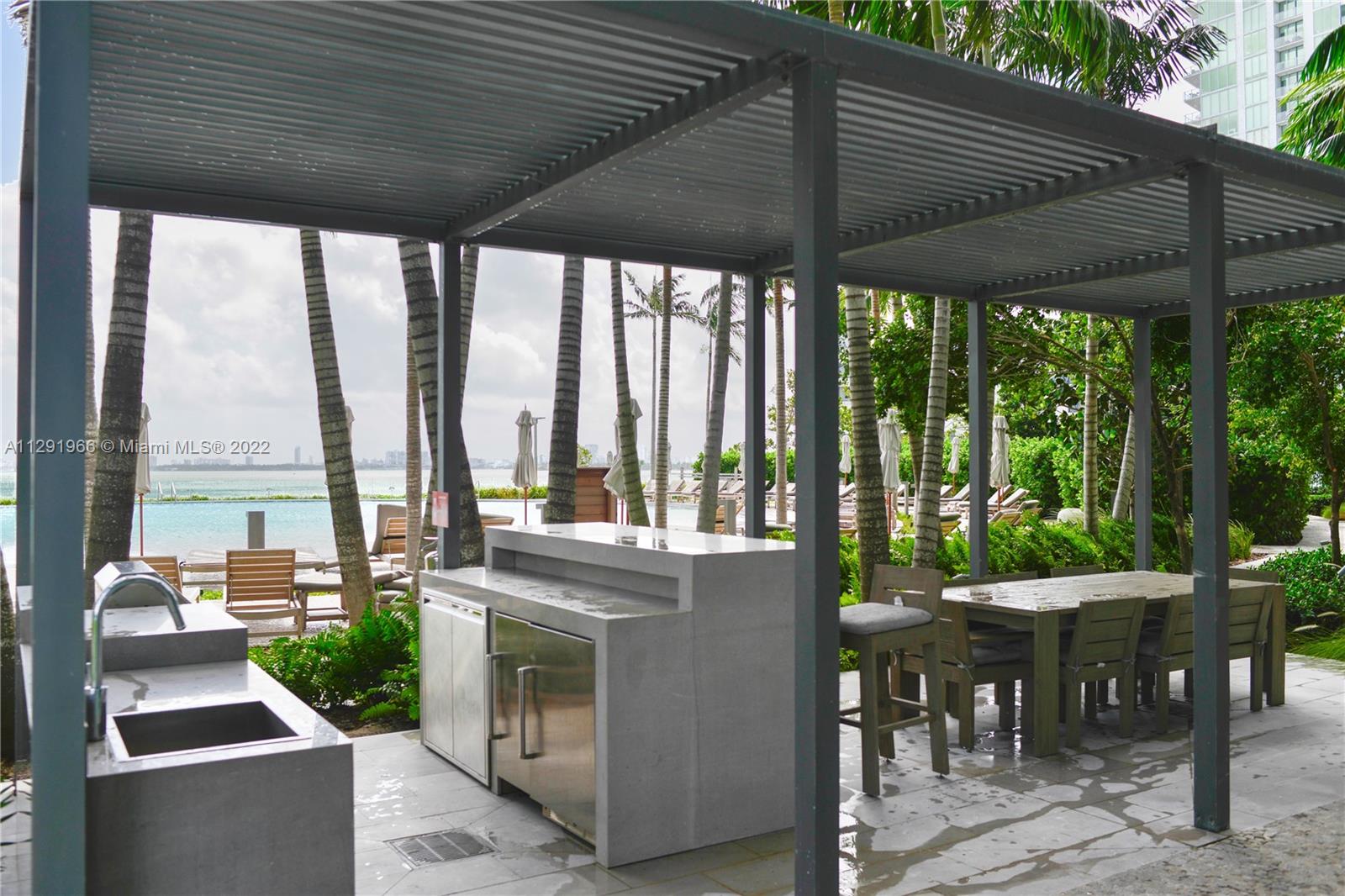 PARAISO BAY CONDO - Residential Lease