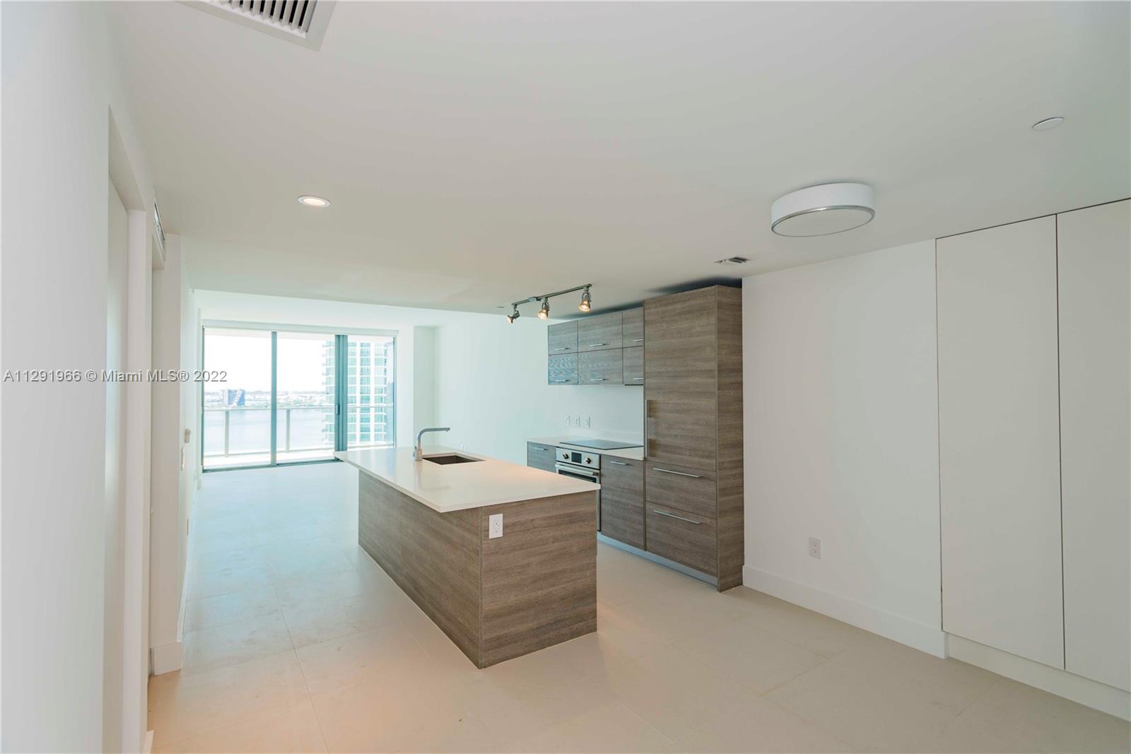 PARAISO BAY CONDO - Residential Lease