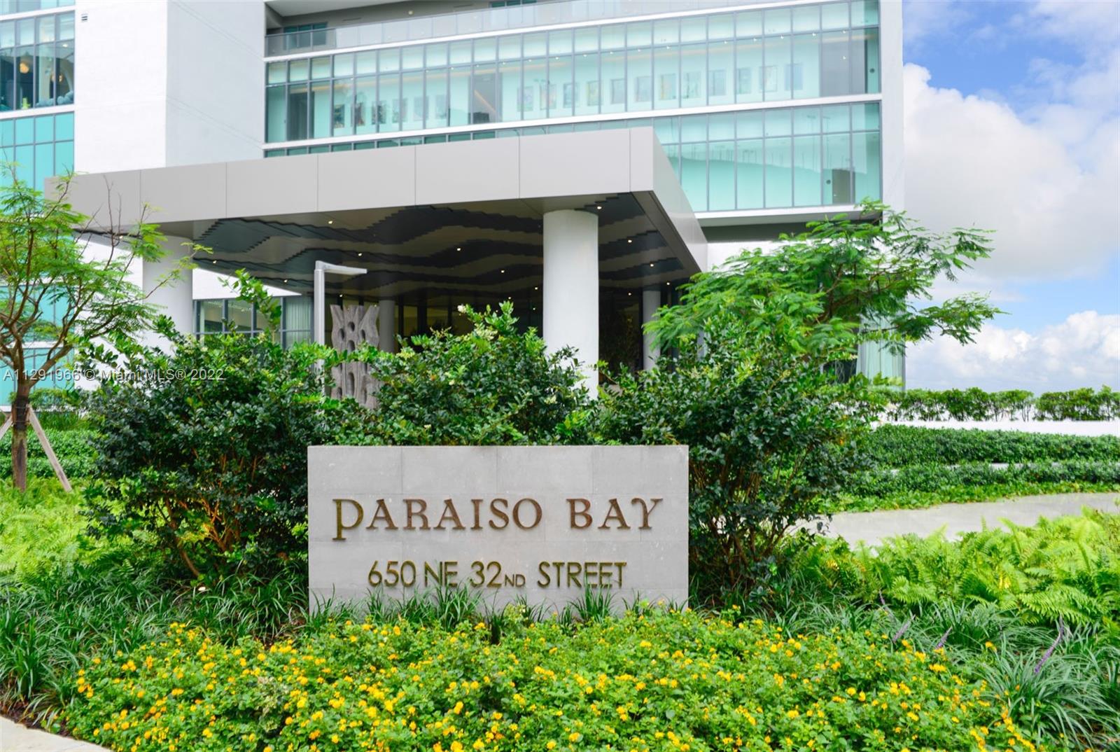 PARAISO BAY CONDO - Residential Lease