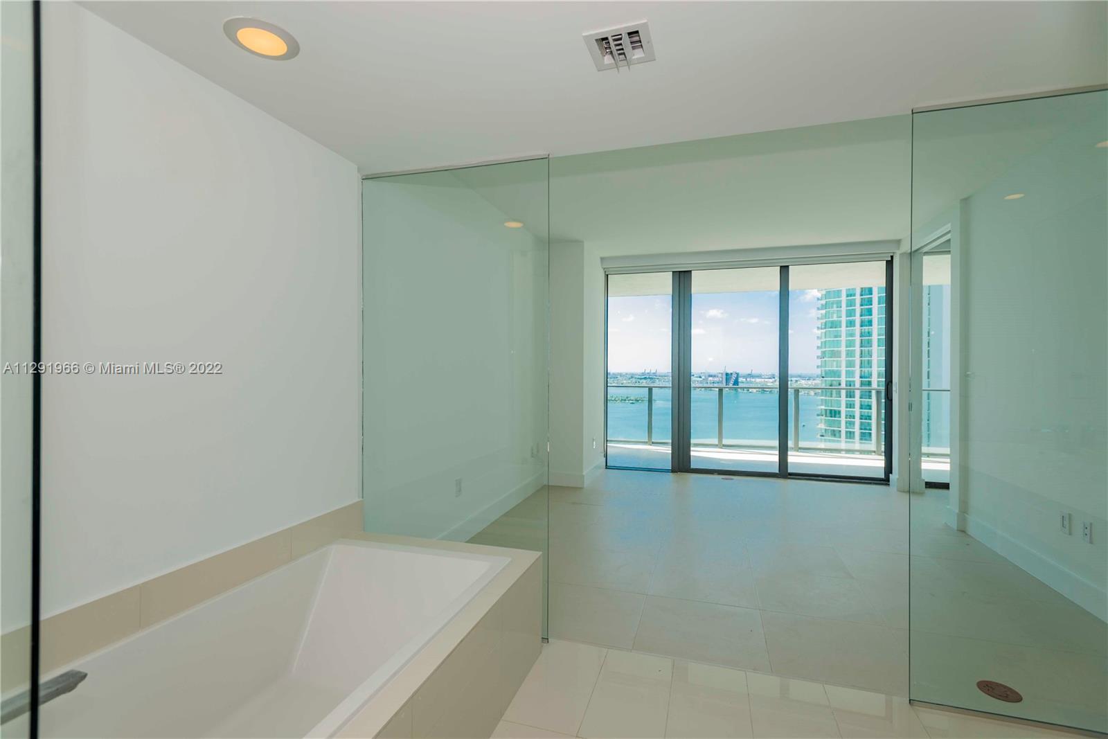 PARAISO BAY CONDO - Residential Lease