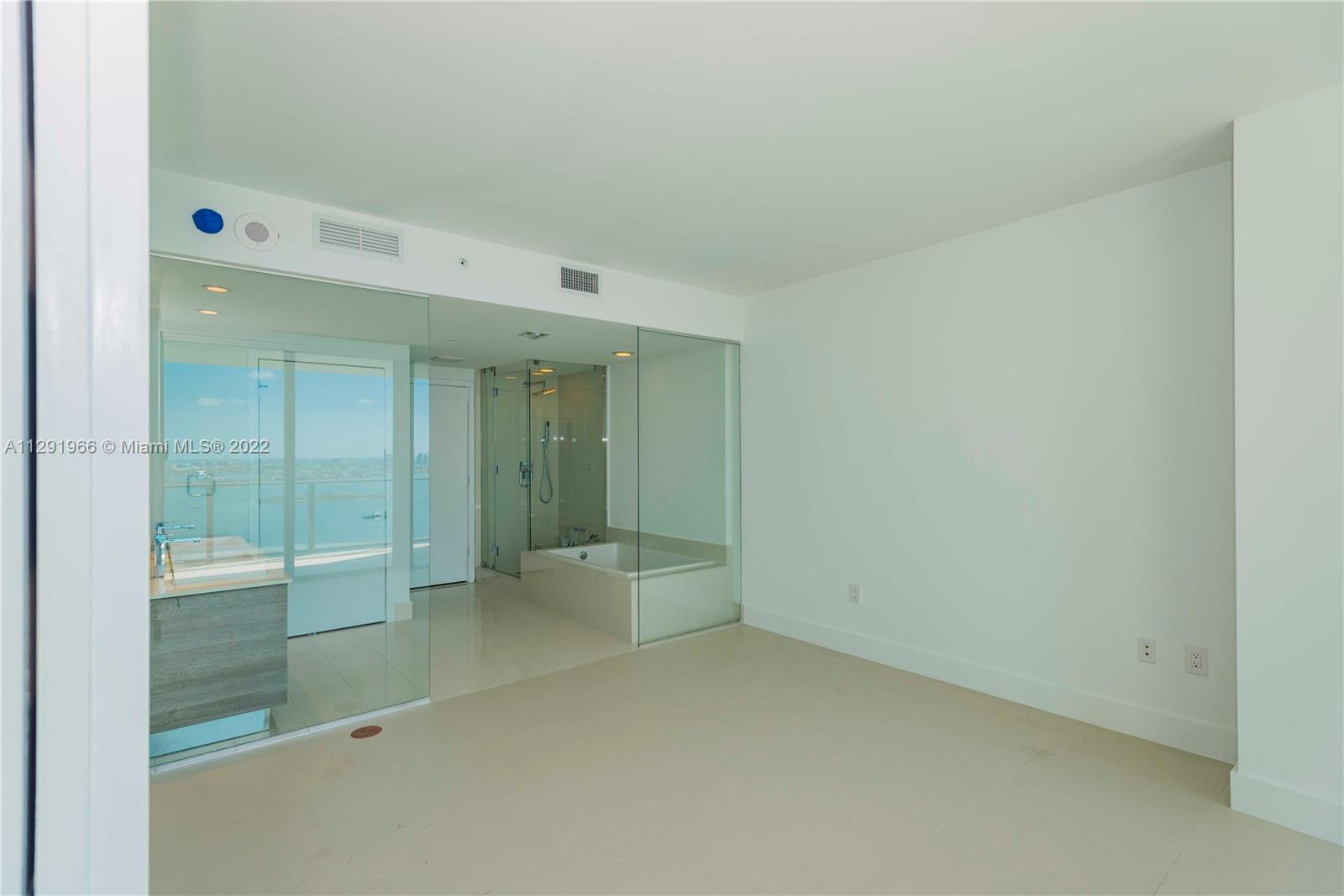 PARAISO BAY CONDO - Residential Lease