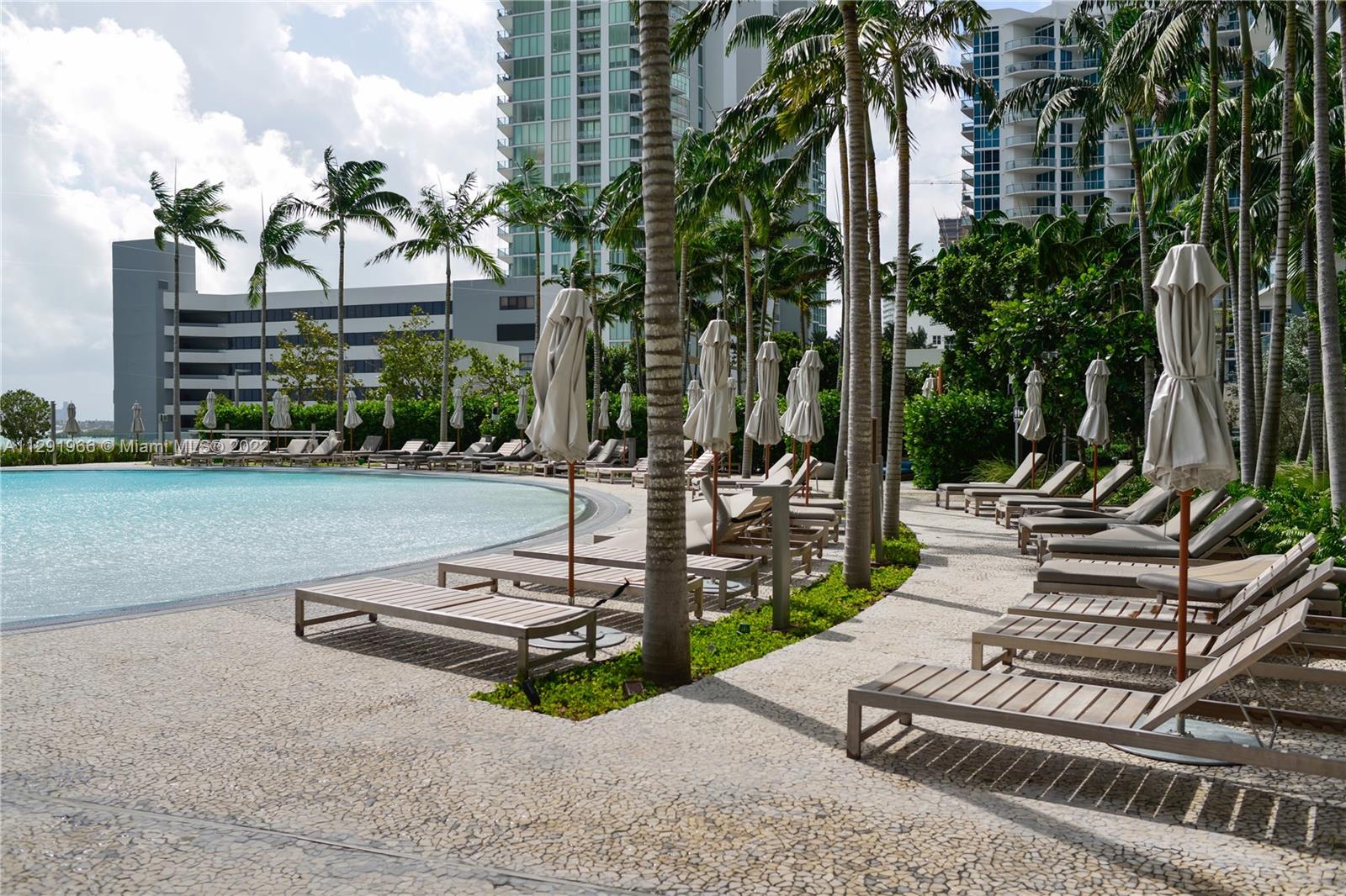 PARAISO BAY CONDO - Residential Lease