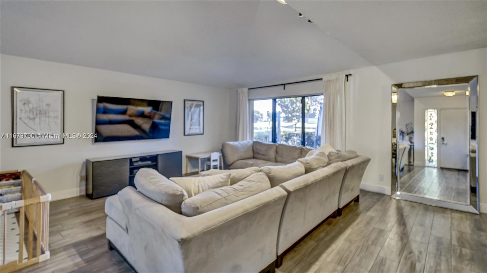BROOKWOOD GARDENS - Residential