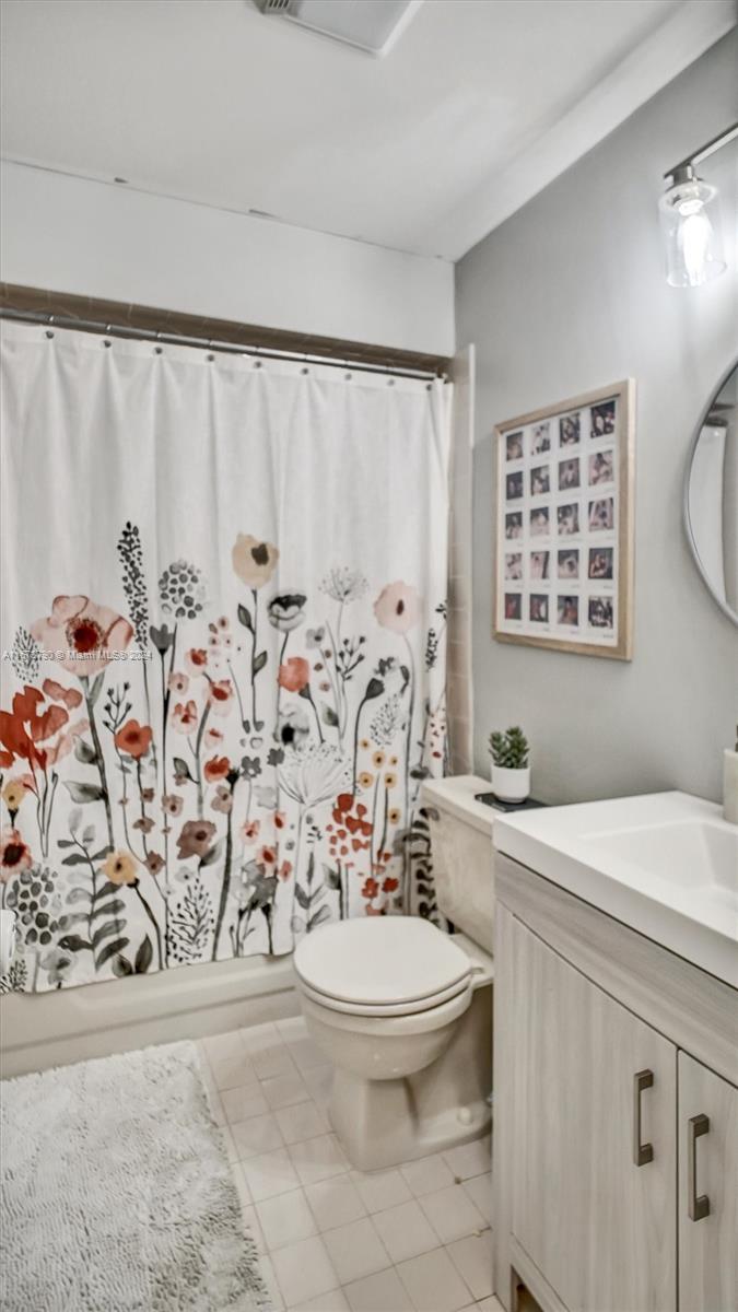 BROOKWOOD GARDENS - Residential