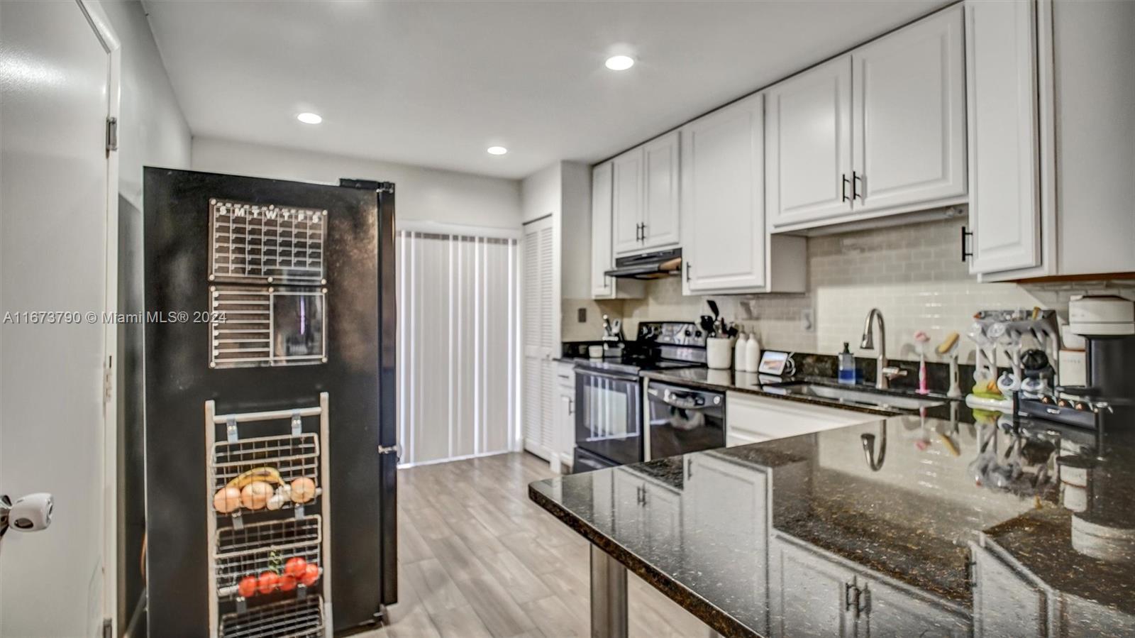 BROOKWOOD GARDENS - Residential