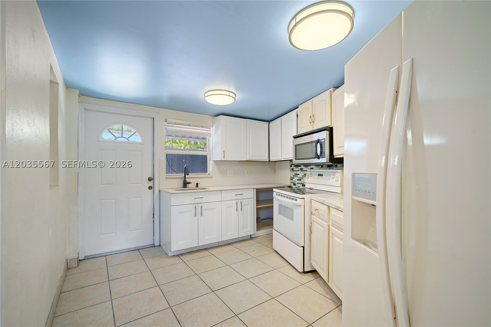 TRAILER CITY - Residential Lease