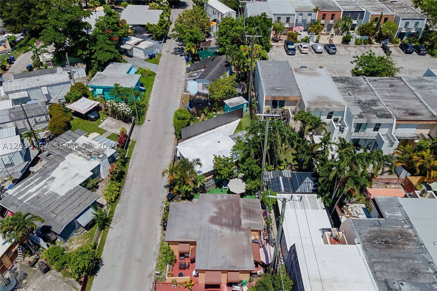TRAILER CITY - Residential Lease