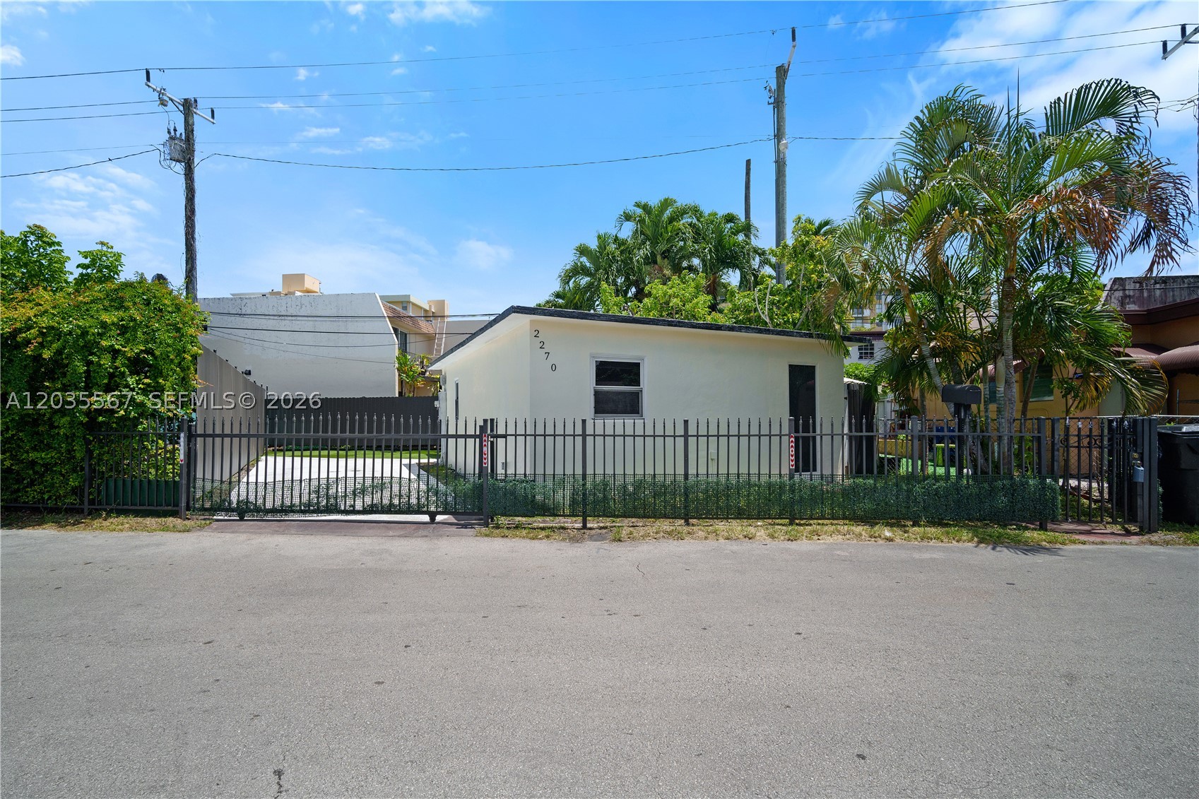 TRAILER CITY - Residential Lease