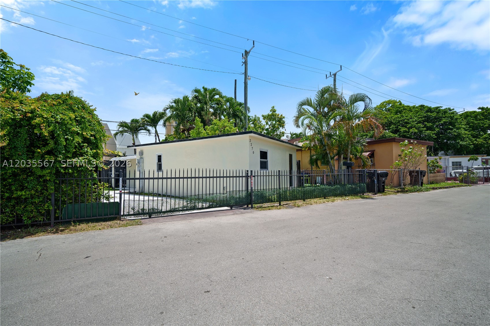 TRAILER CITY - Residential Lease