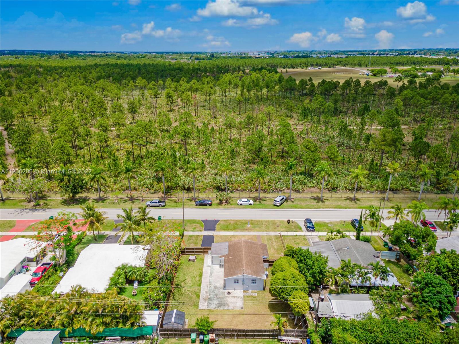 SO MIAMI HEIGHTS MANOR - Residential
