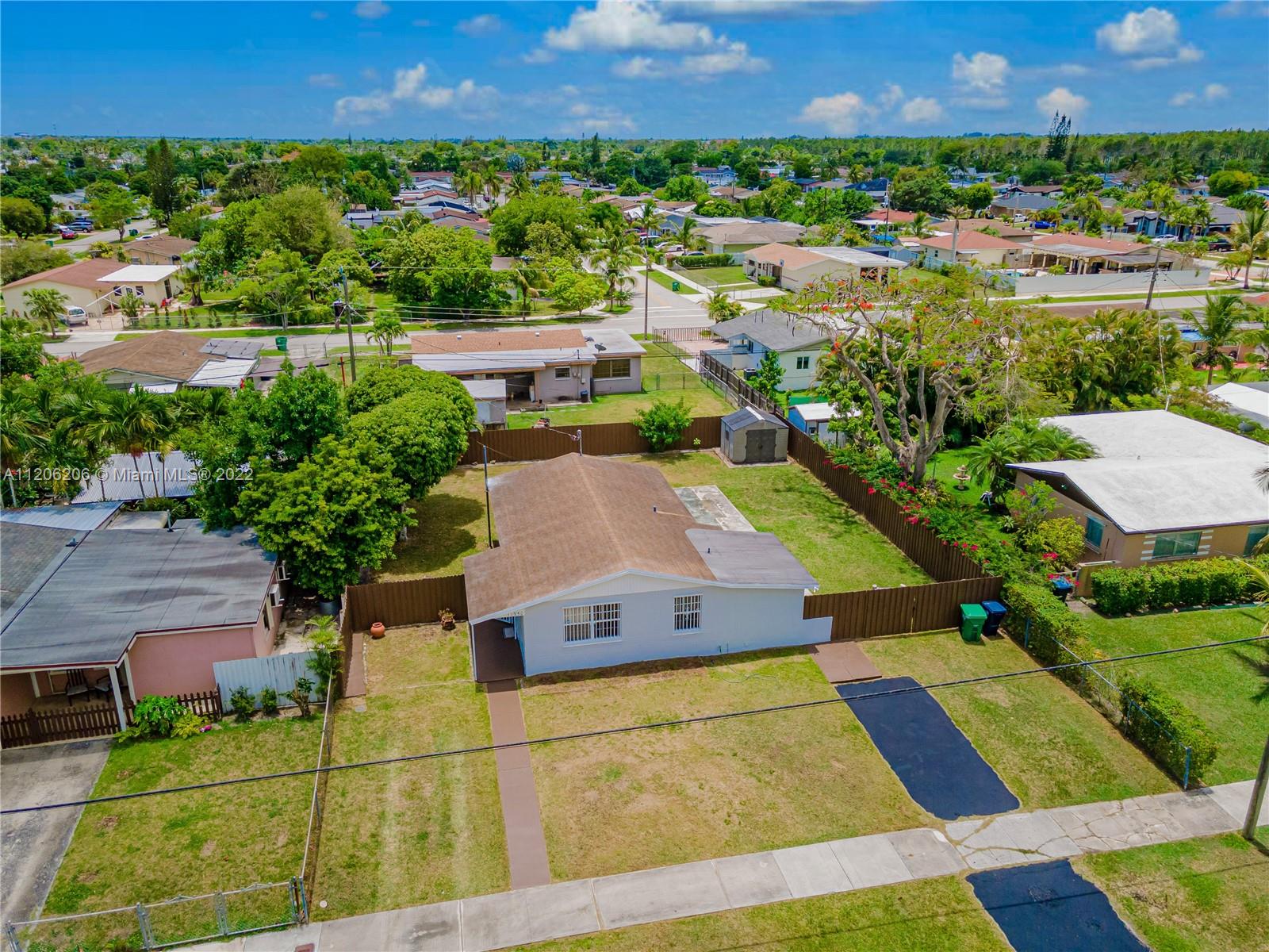 SO MIAMI HEIGHTS MANOR - Residential
