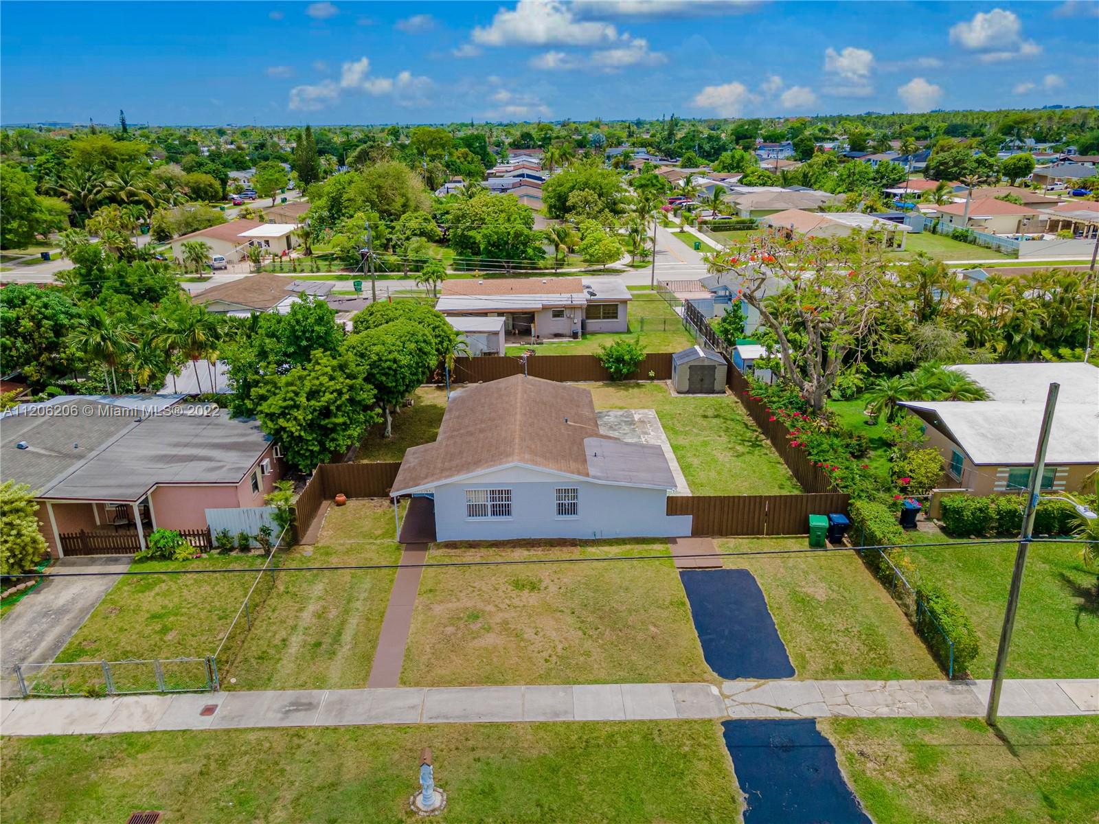 SO MIAMI HEIGHTS MANOR - Residential