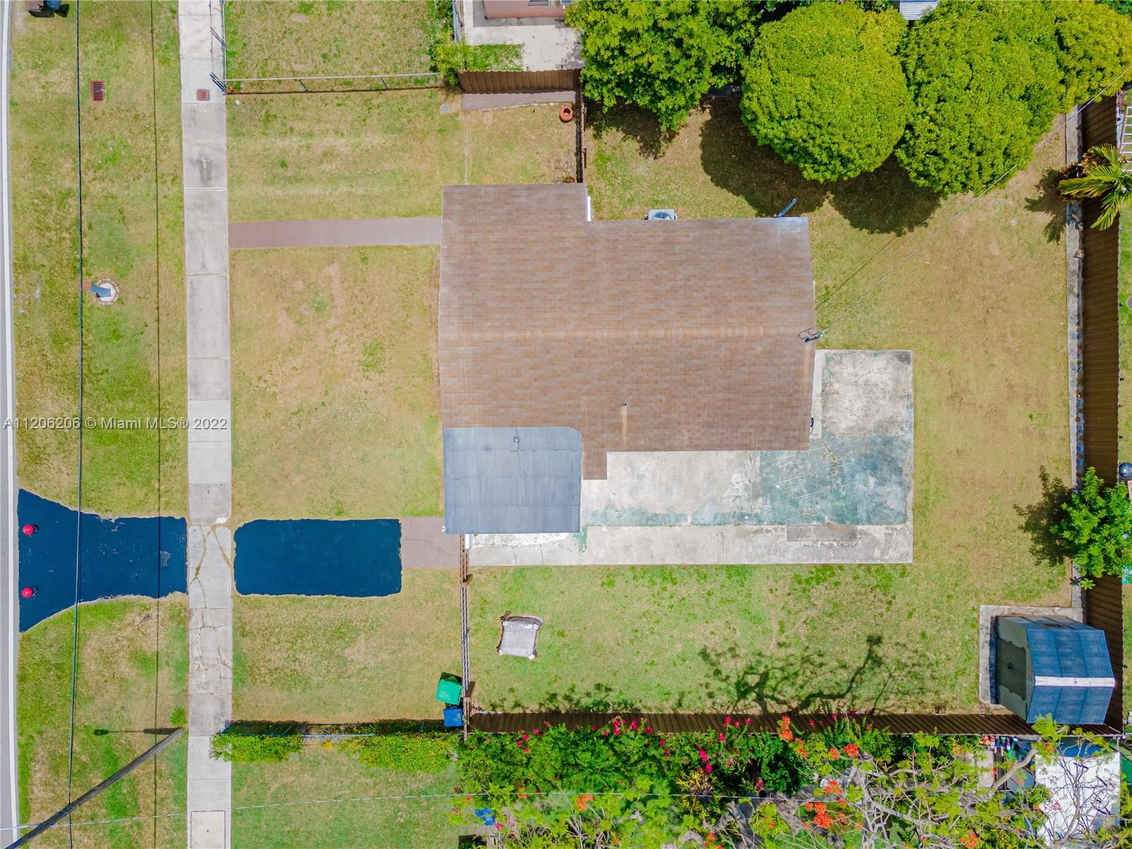 SO MIAMI HEIGHTS MANOR - Residential