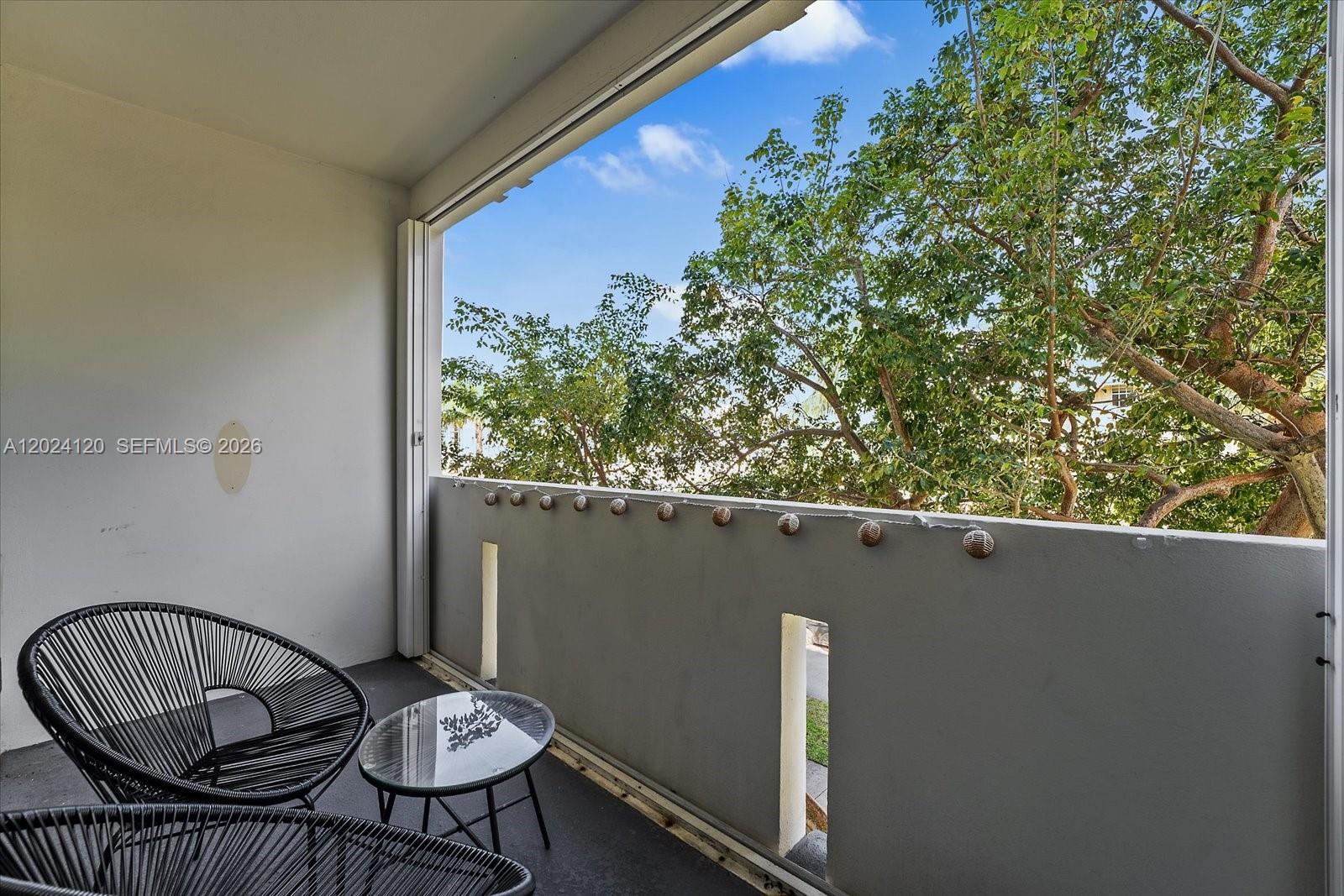 BLUE PELICAN CONDO - Residential