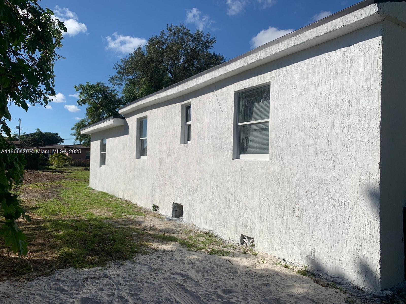 SMITH TERRACE - Residential Lease