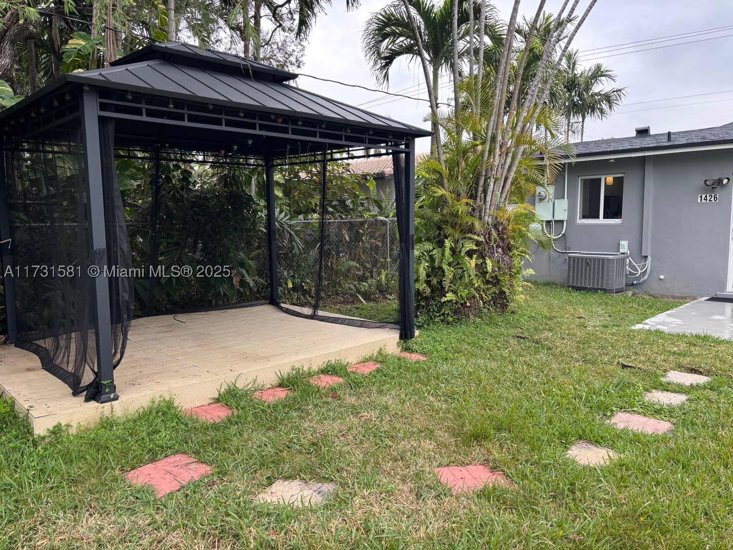 GARDNER VILLAS - Residential