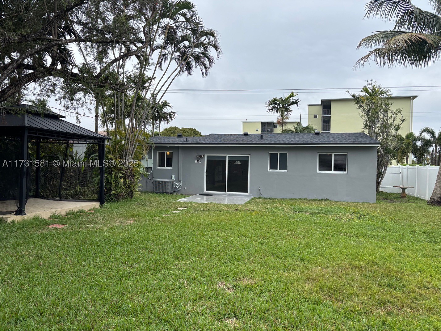 GARDNER VILLAS - Residential