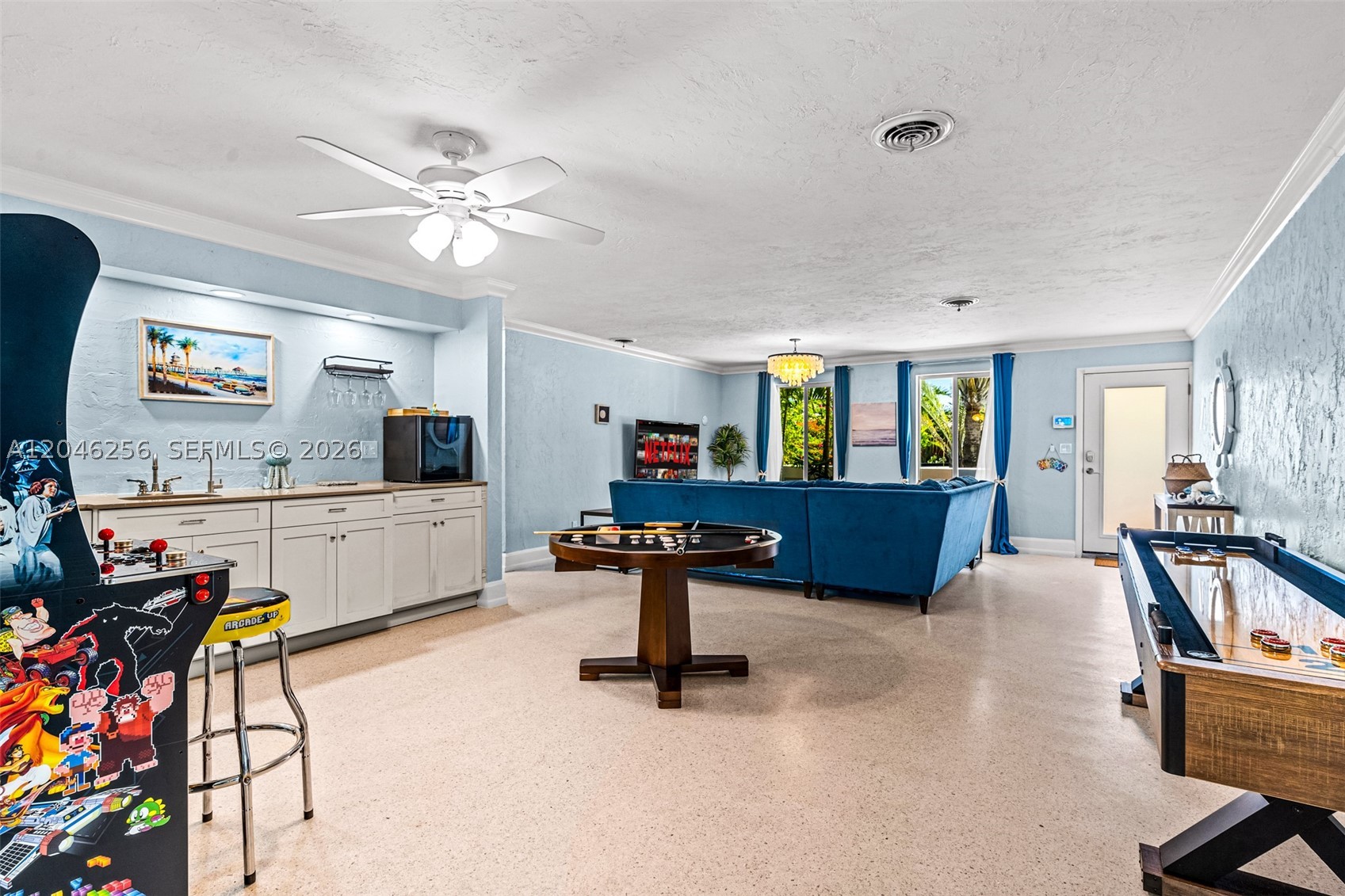 ROYAL PALM VISTA - Residential