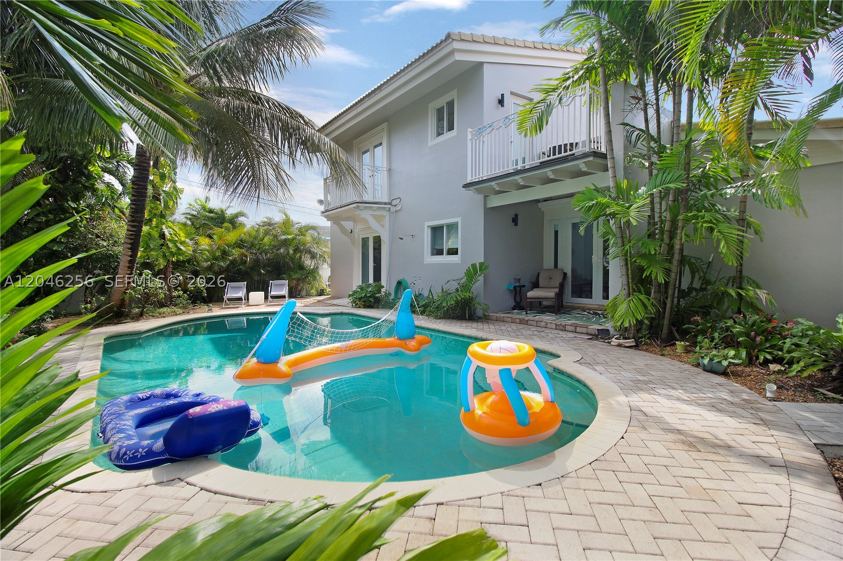 ROYAL PALM VISTA - Residential