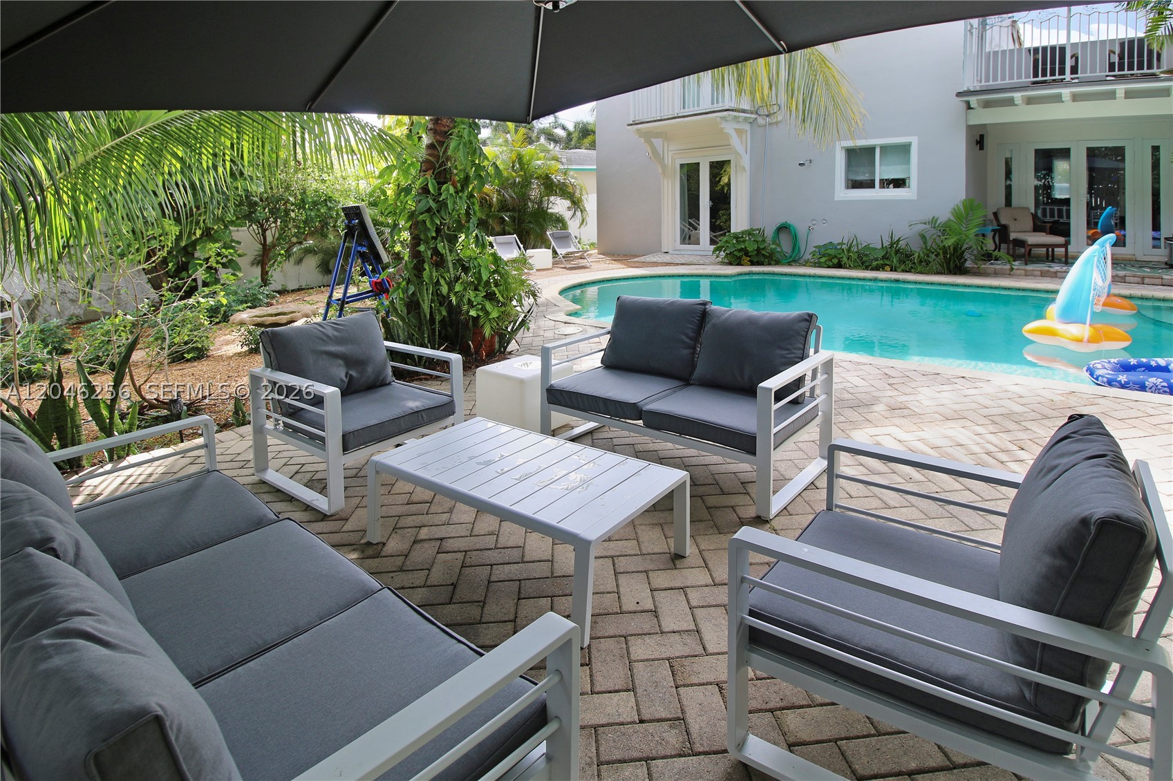 ROYAL PALM VISTA - Residential