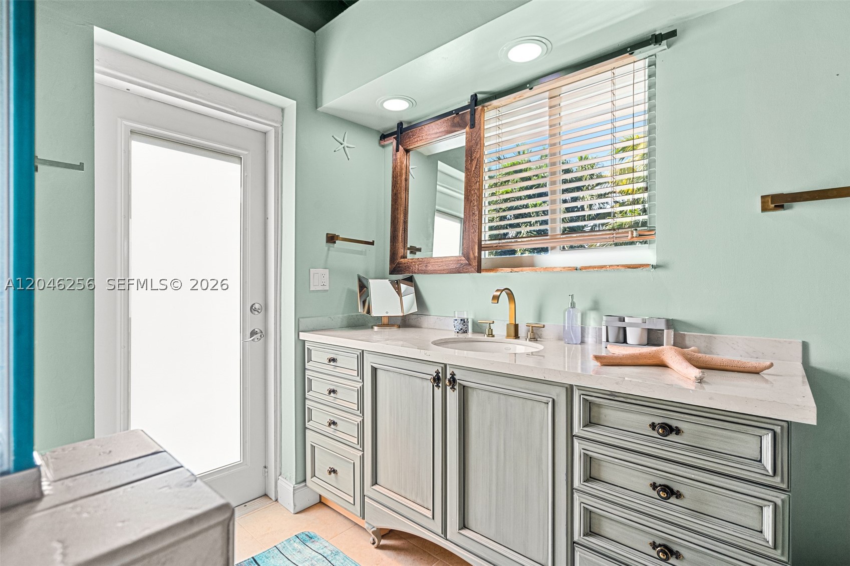 ROYAL PALM VISTA - Residential