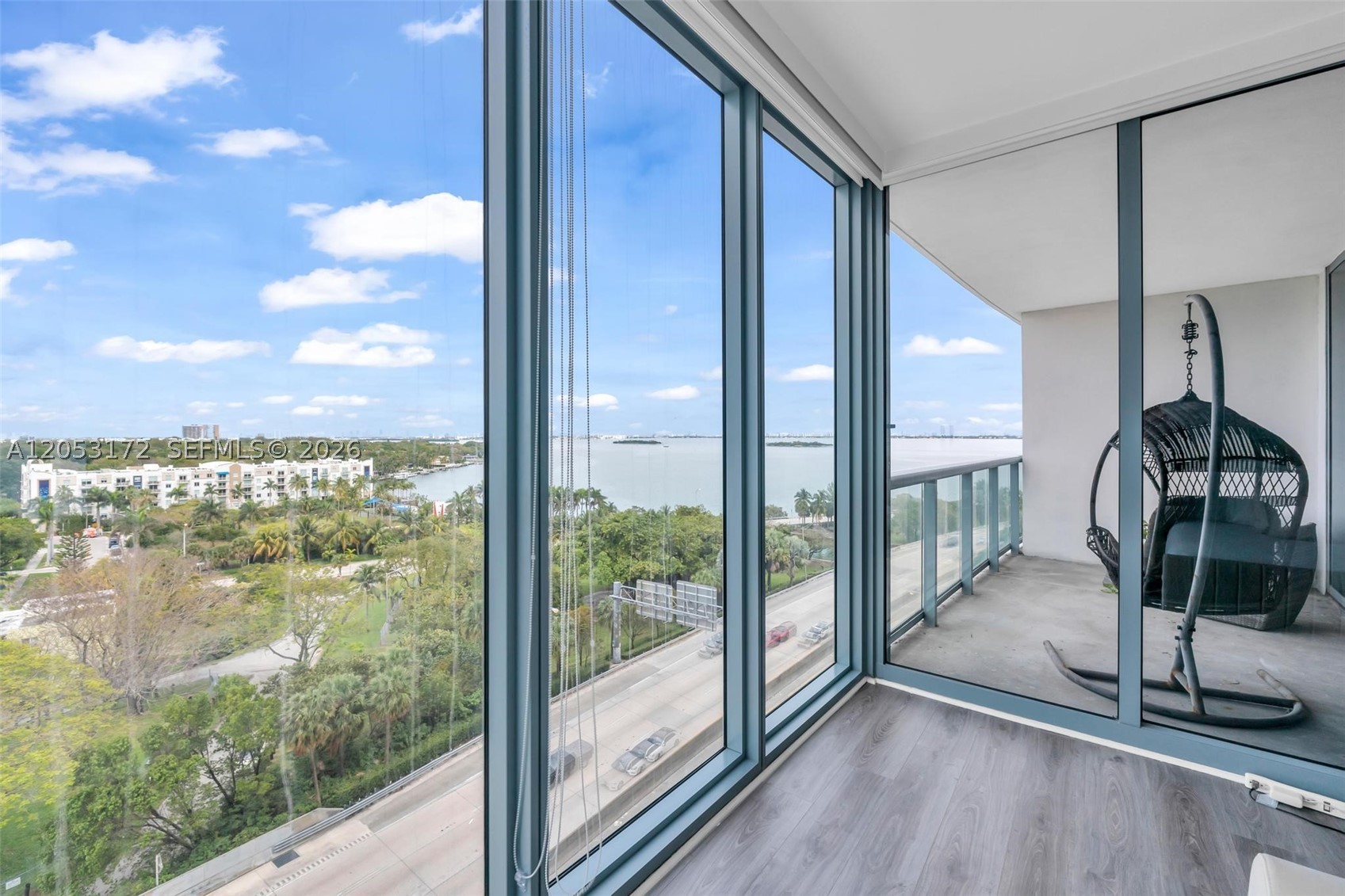 BLUE CONDO - Residential Lease