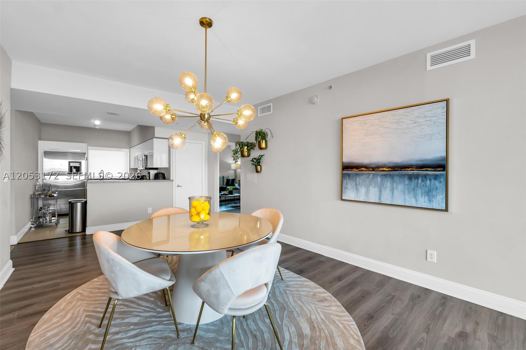 BLUE CONDO - Residential Lease