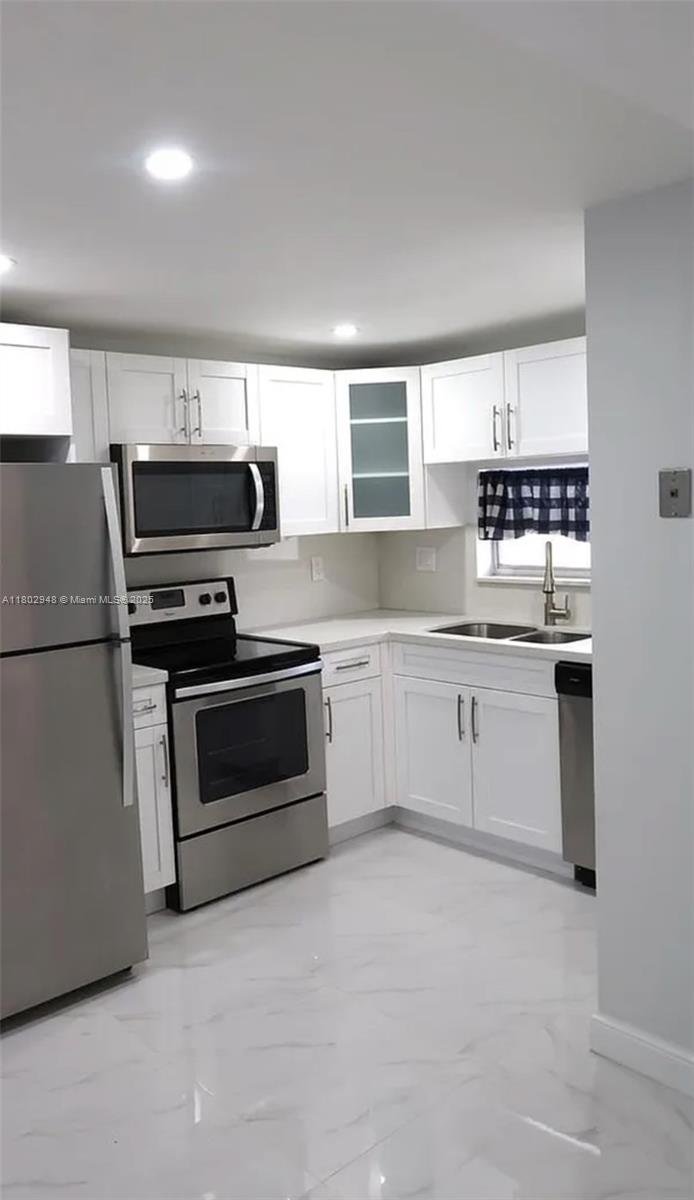 Hollybrook Condominiums - Residential